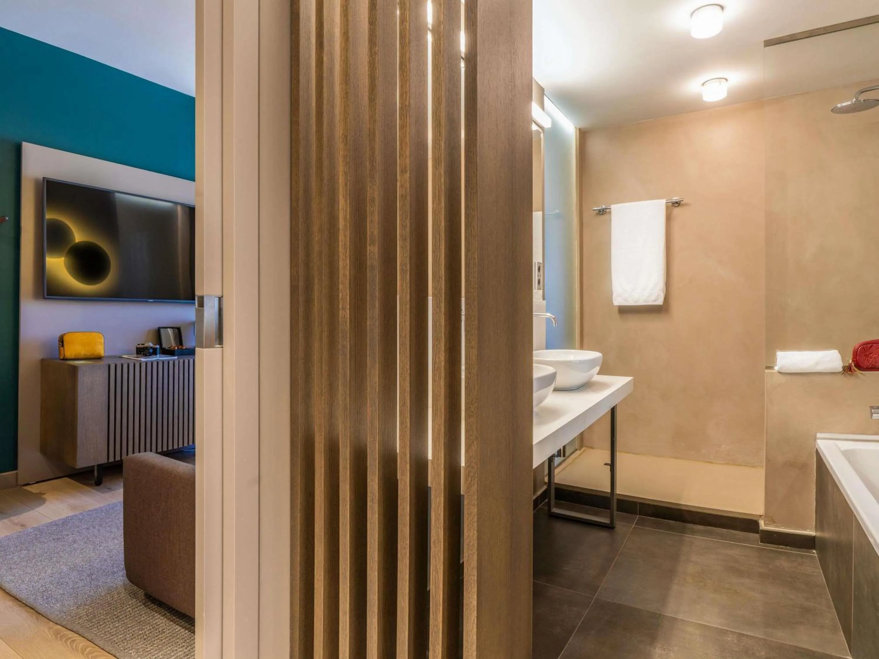 Bedroom, Bed in Novotel Campo De Las Naciones