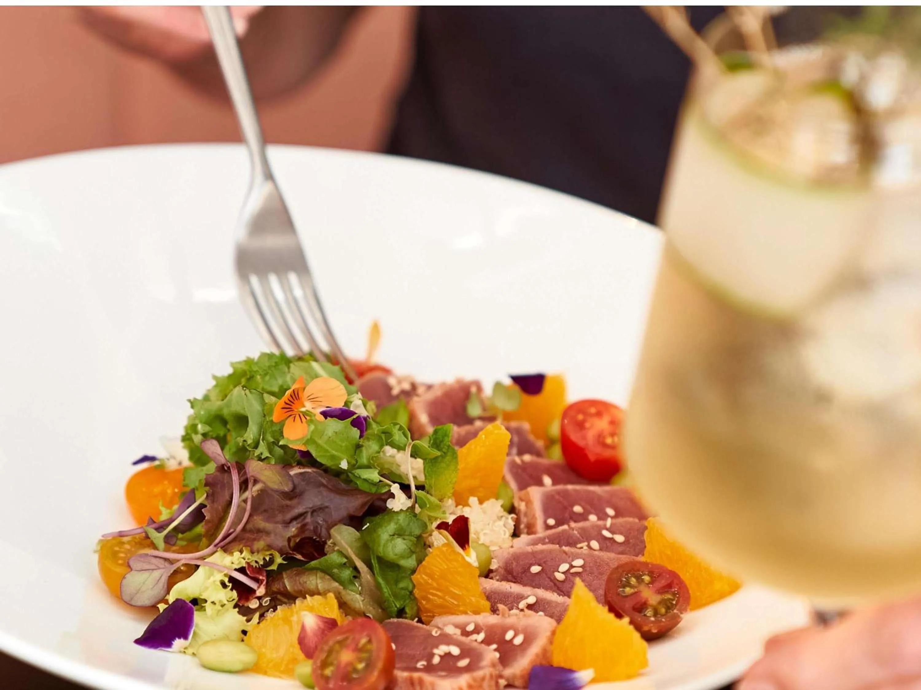 Restaurant/places to eat in Novotel Campo De Las Naciones