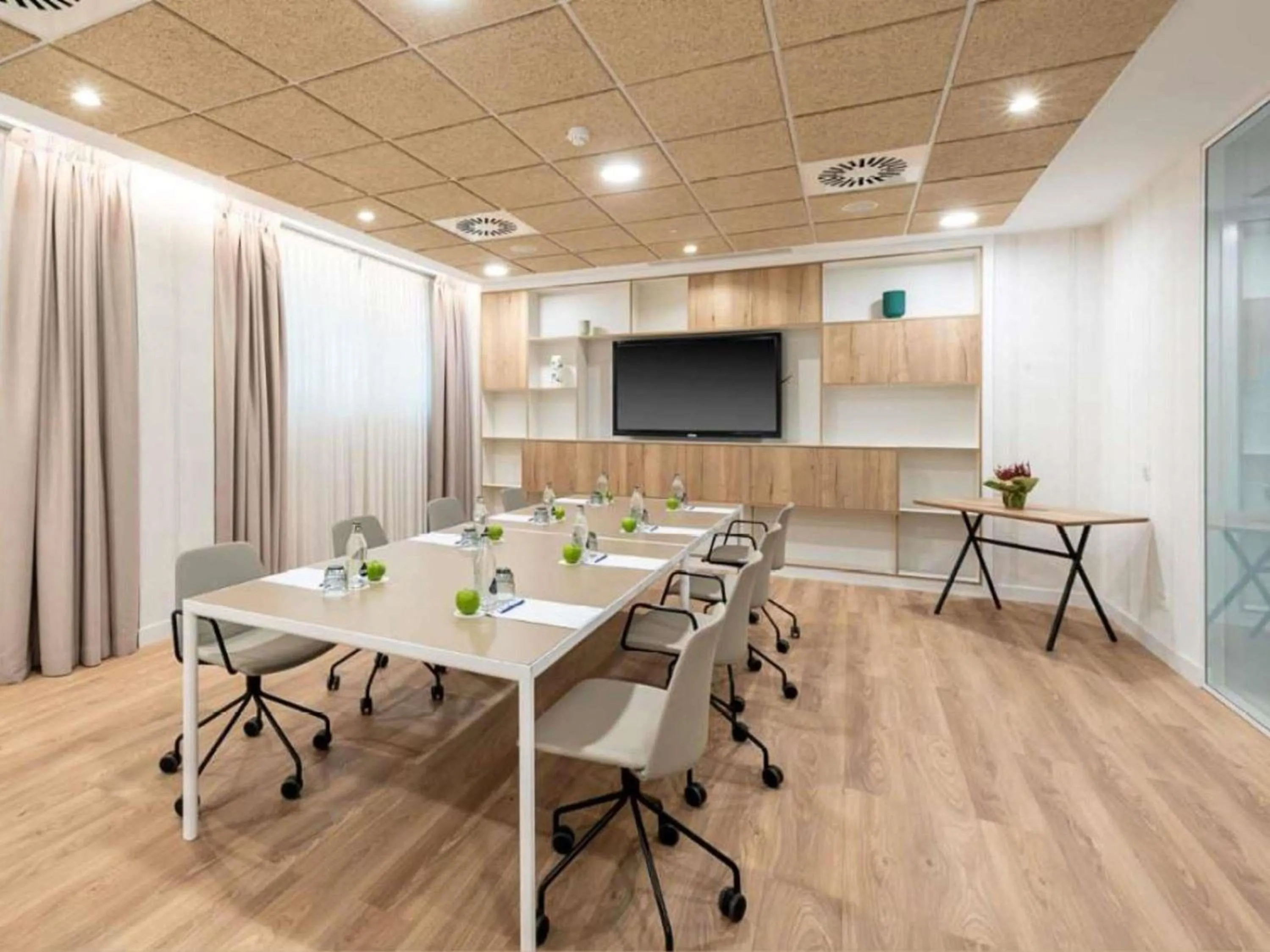 Meeting/conference room in Novotel Campo De Las Naciones