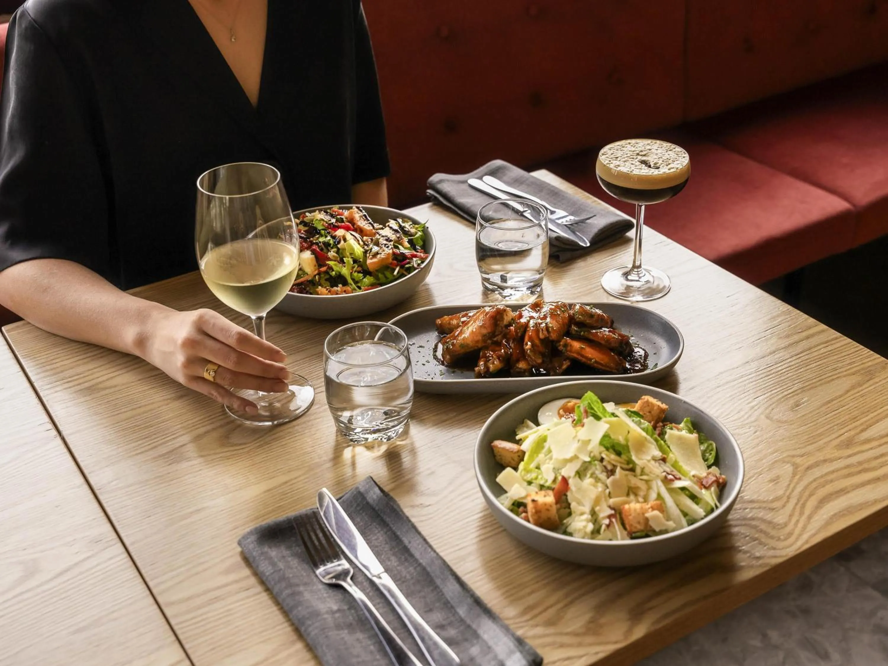 Restaurant/places to eat in Mantra Tonsley Adelaide