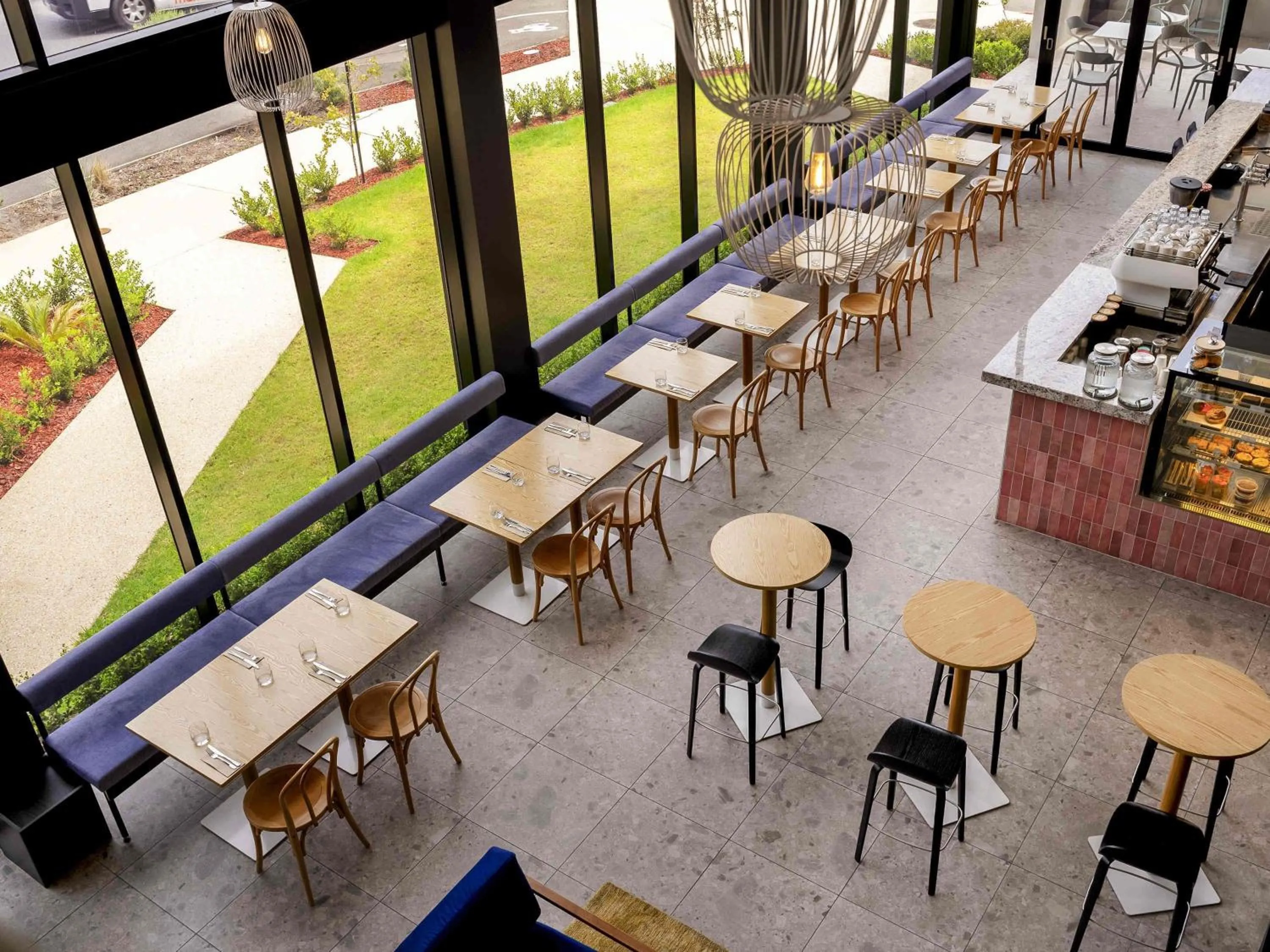 Restaurant/places to eat in Mantra Tonsley Adelaide