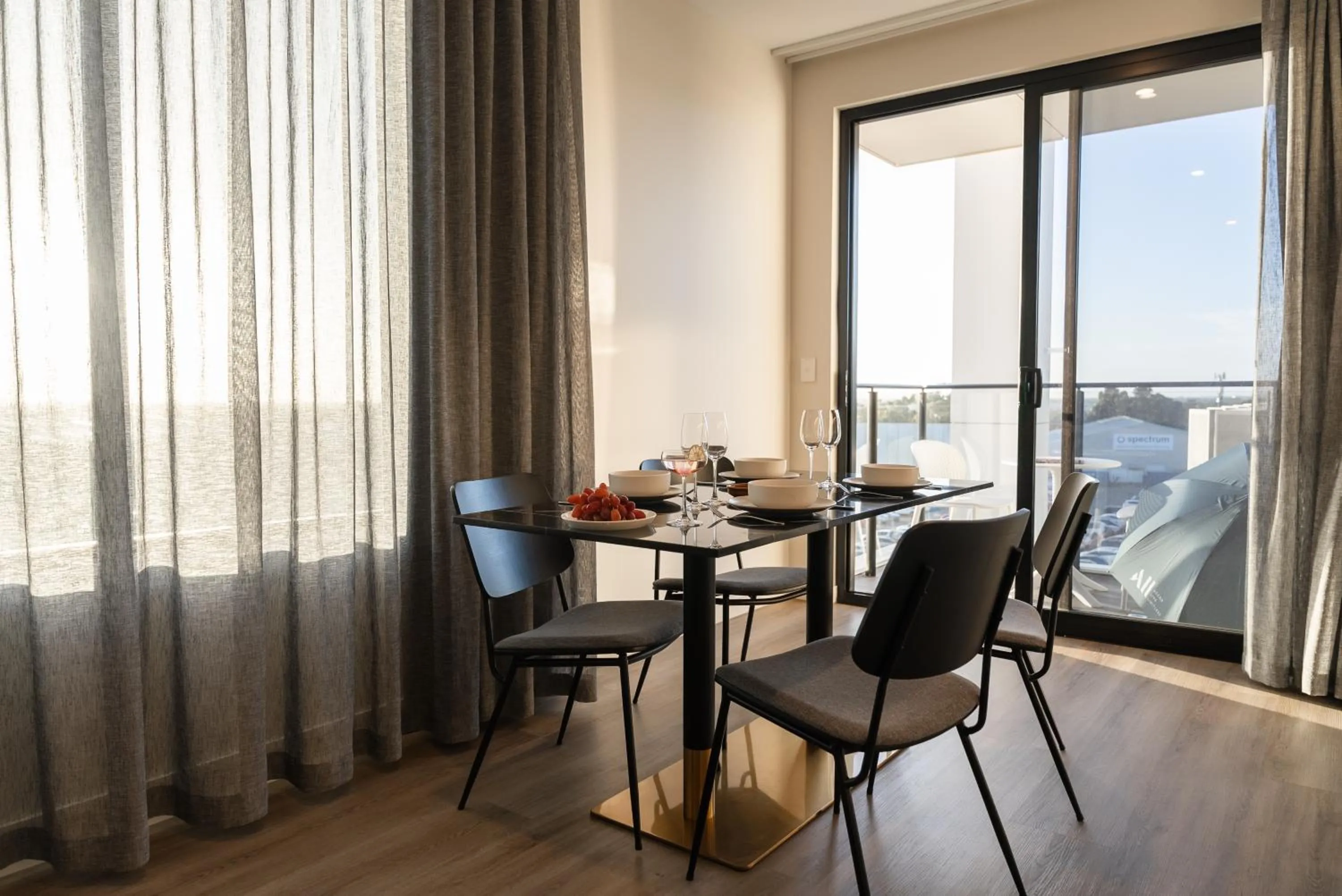 Dining area in Mantra Tonsley Adelaide