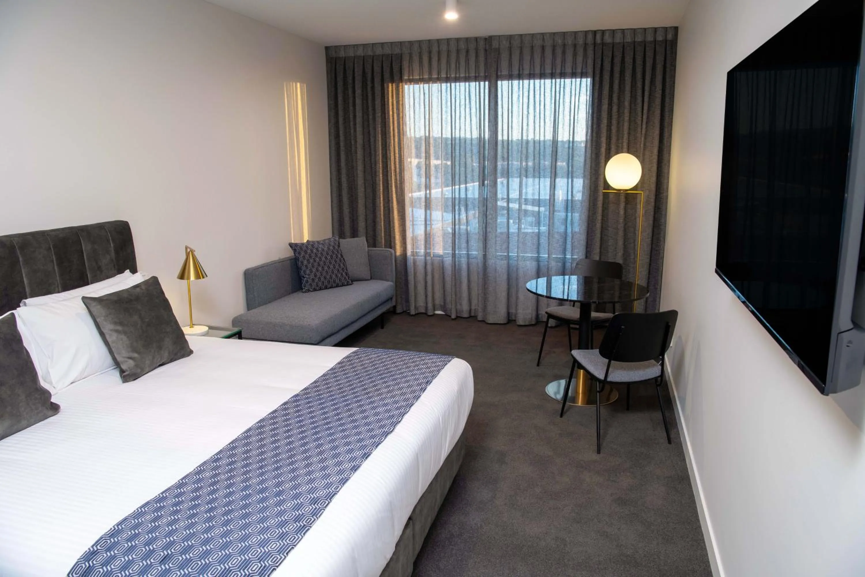 Bedroom, Bed in Mantra Tonsley Adelaide