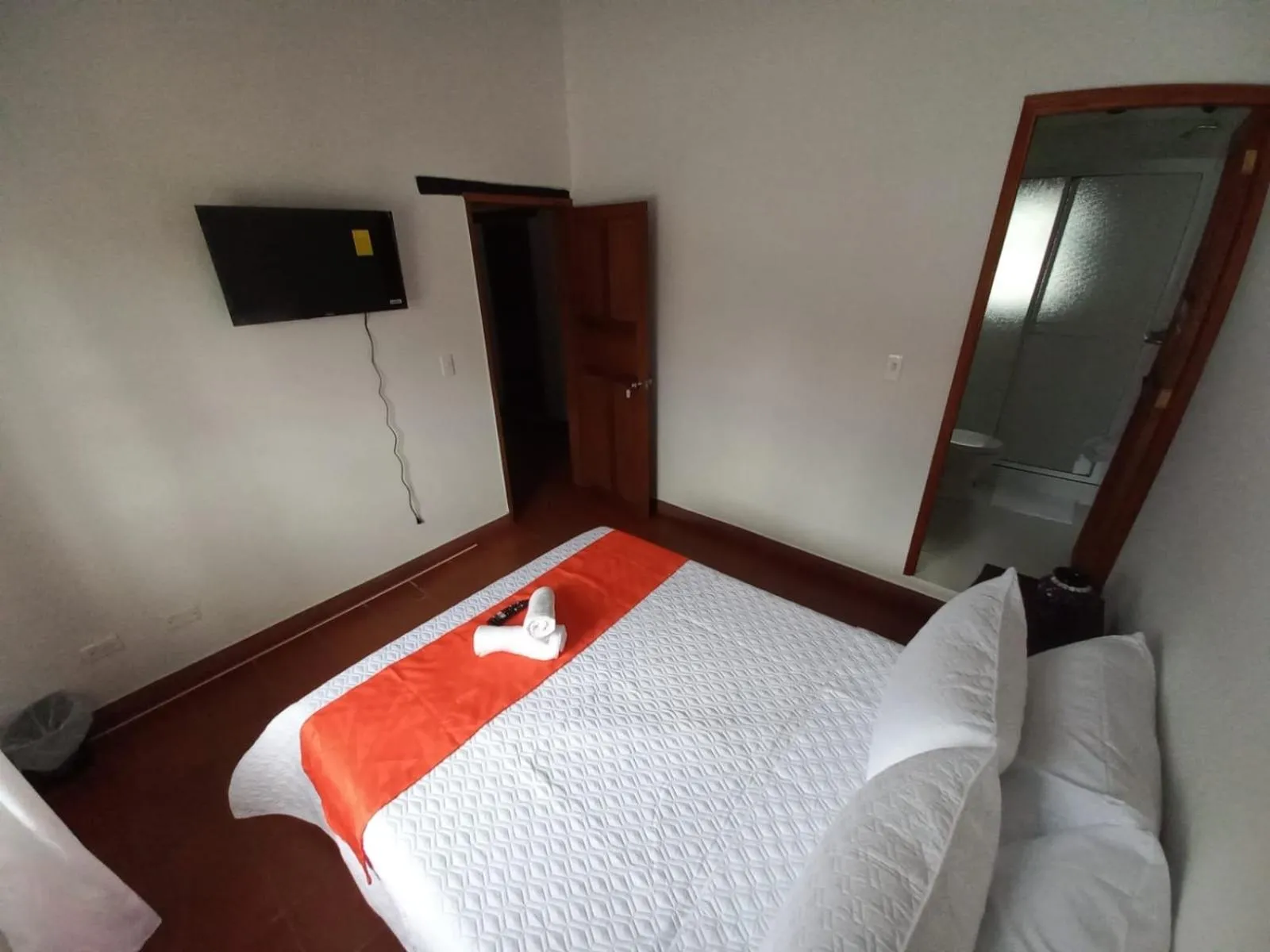 TV and multimedia, Bed in Oasis san José de la villa