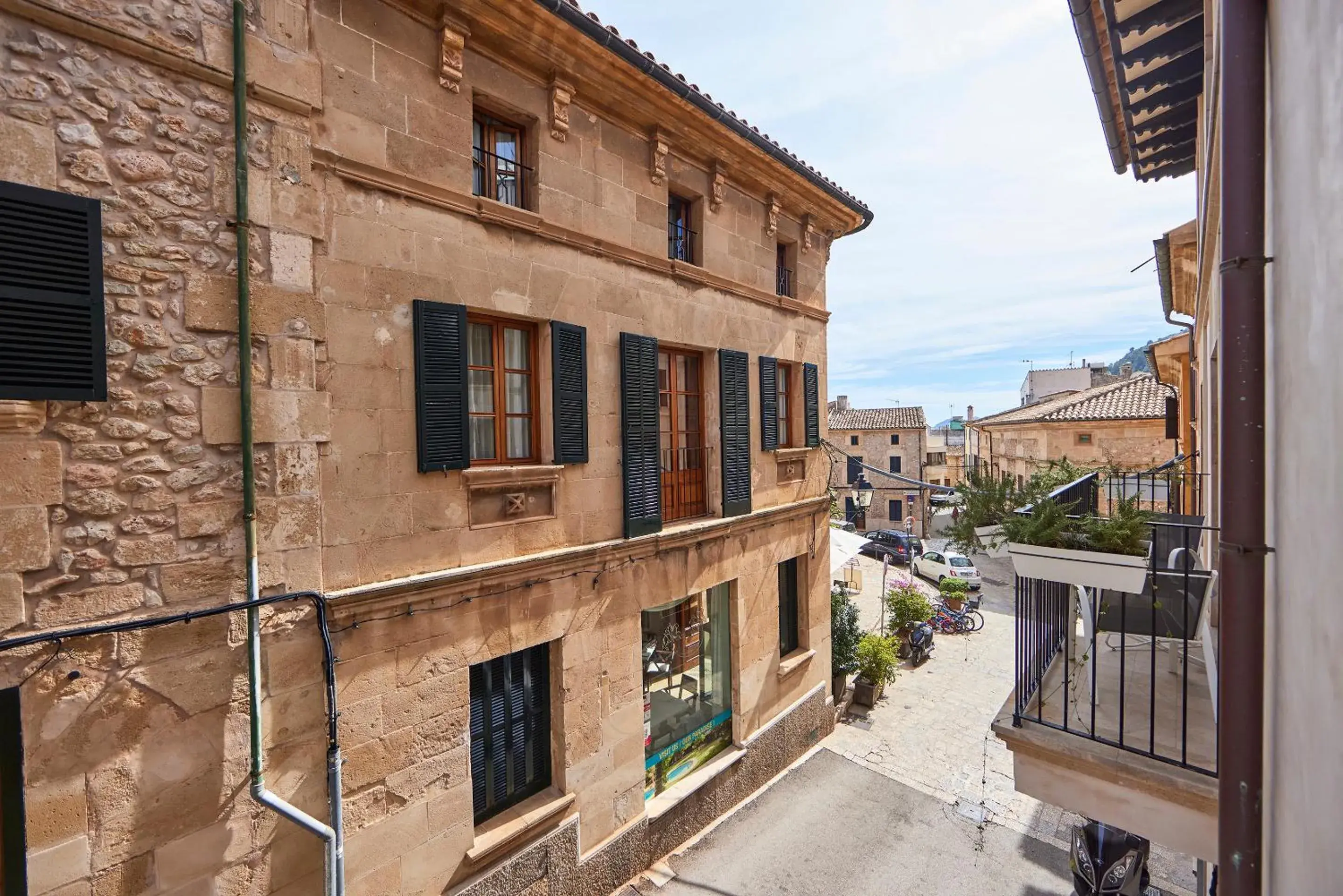 Facade/entrance in Son Sant Jordi Facade/entrance in Son Sant Jordi