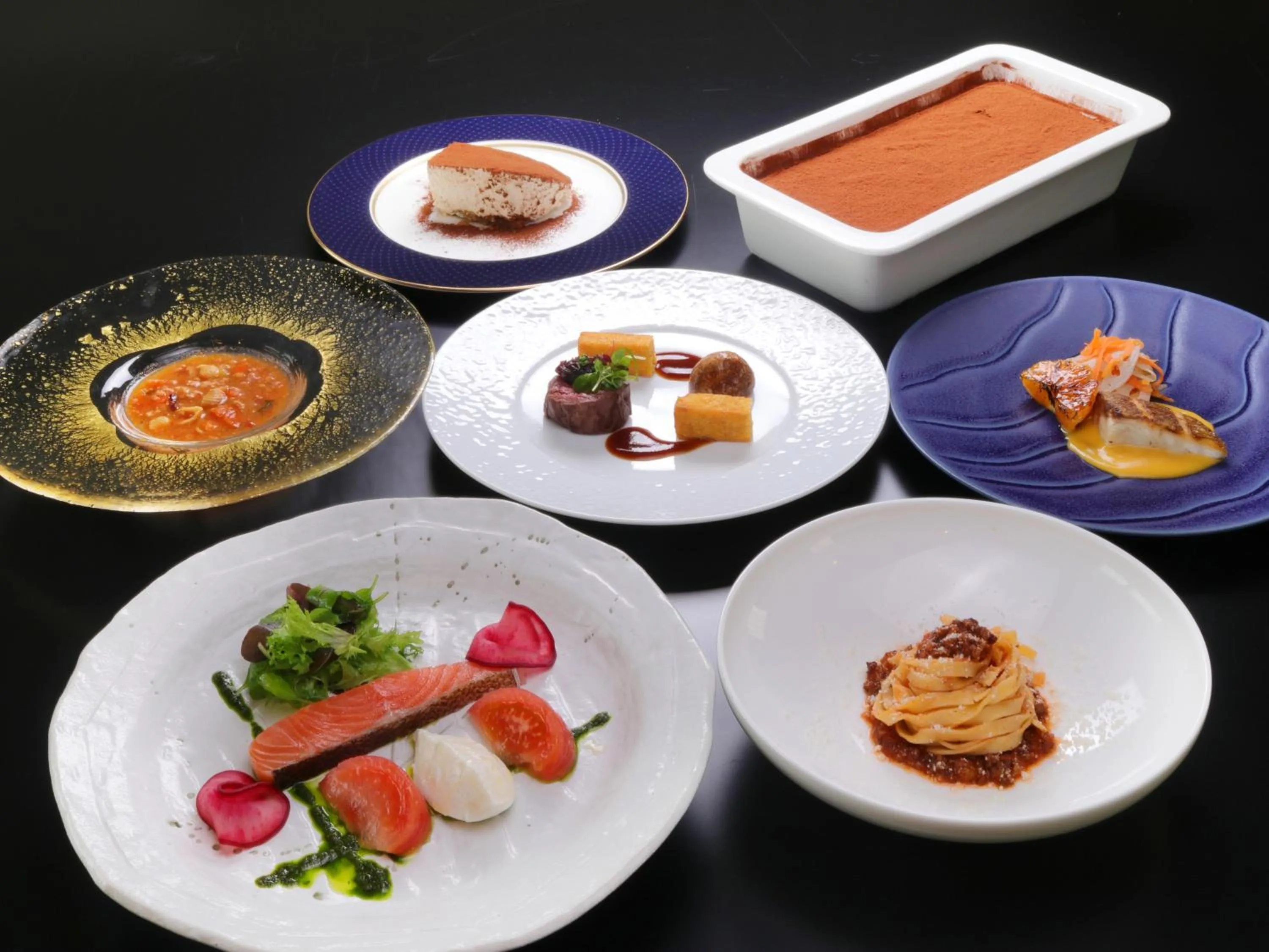 Restaurant/places to eat in Grand Xiv naruto the lodge