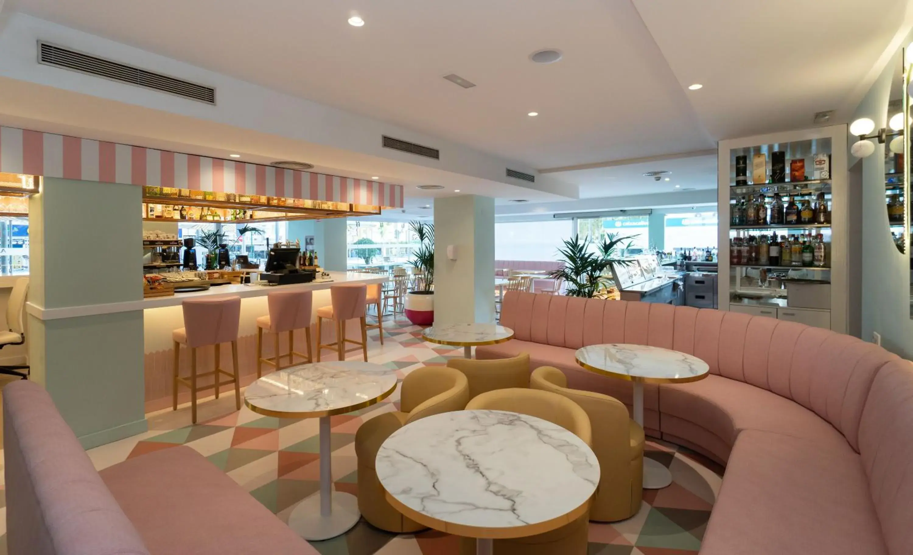 Lounge or bar in The Agir Springs Hotel by Medplaya Lounge or bar in The Agir Springs Hotel by Medplaya