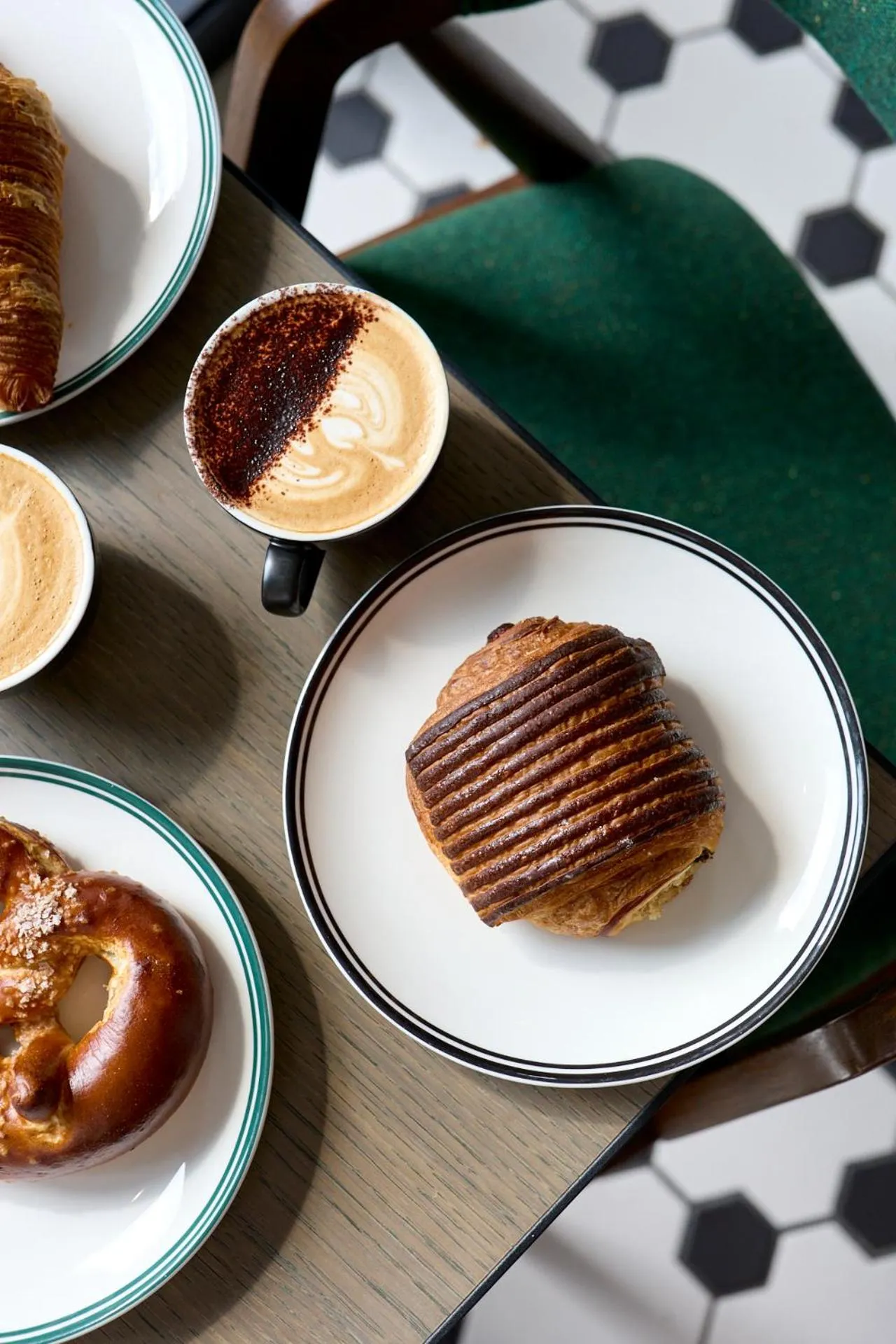 Lounge or bar in Dorsett Melbourne