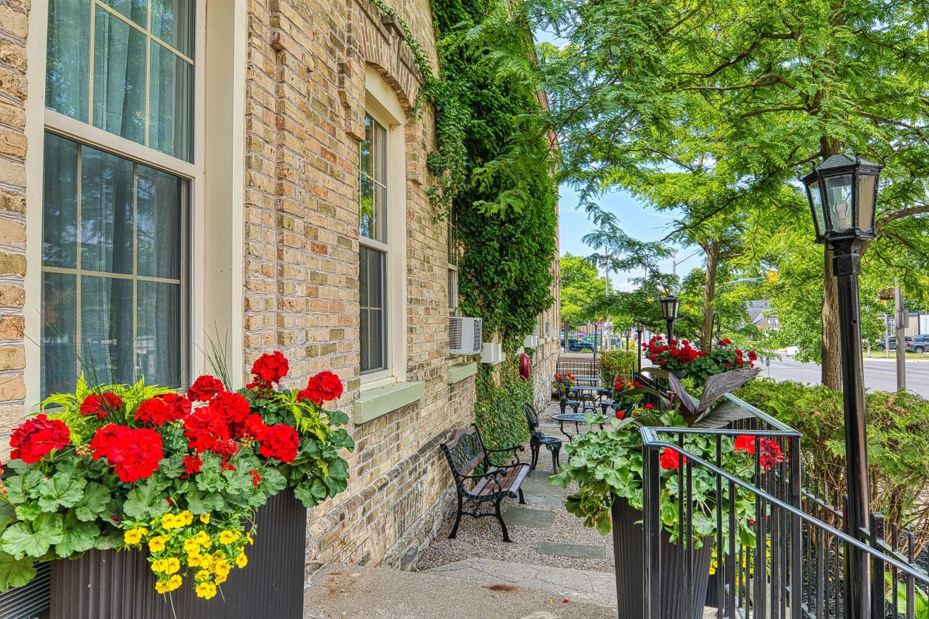 Garden in The Stratford Hotel by Hoco Hotels Collection