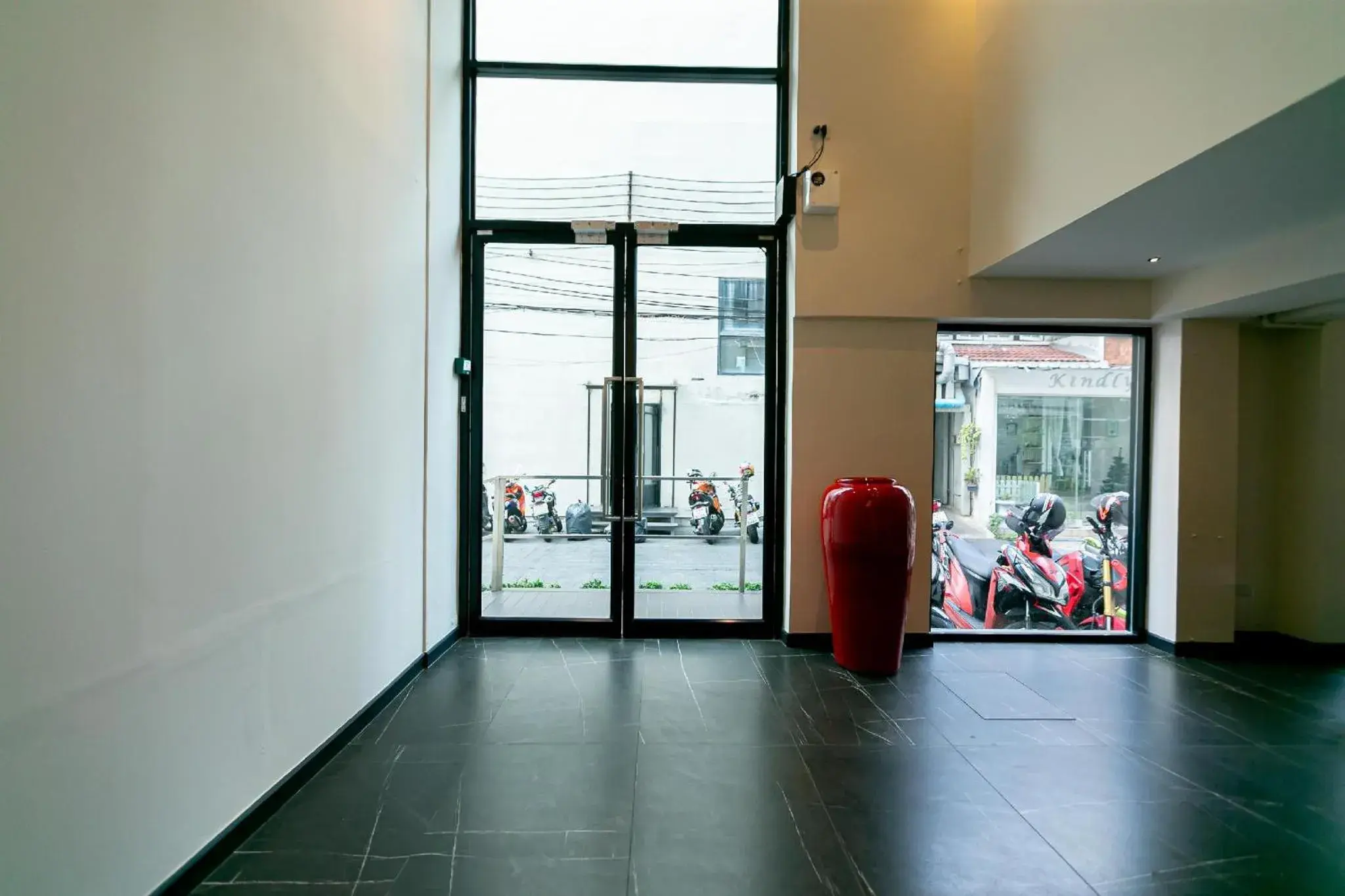 Lobby or reception in Uno Express Lobby or reception in Uno Express