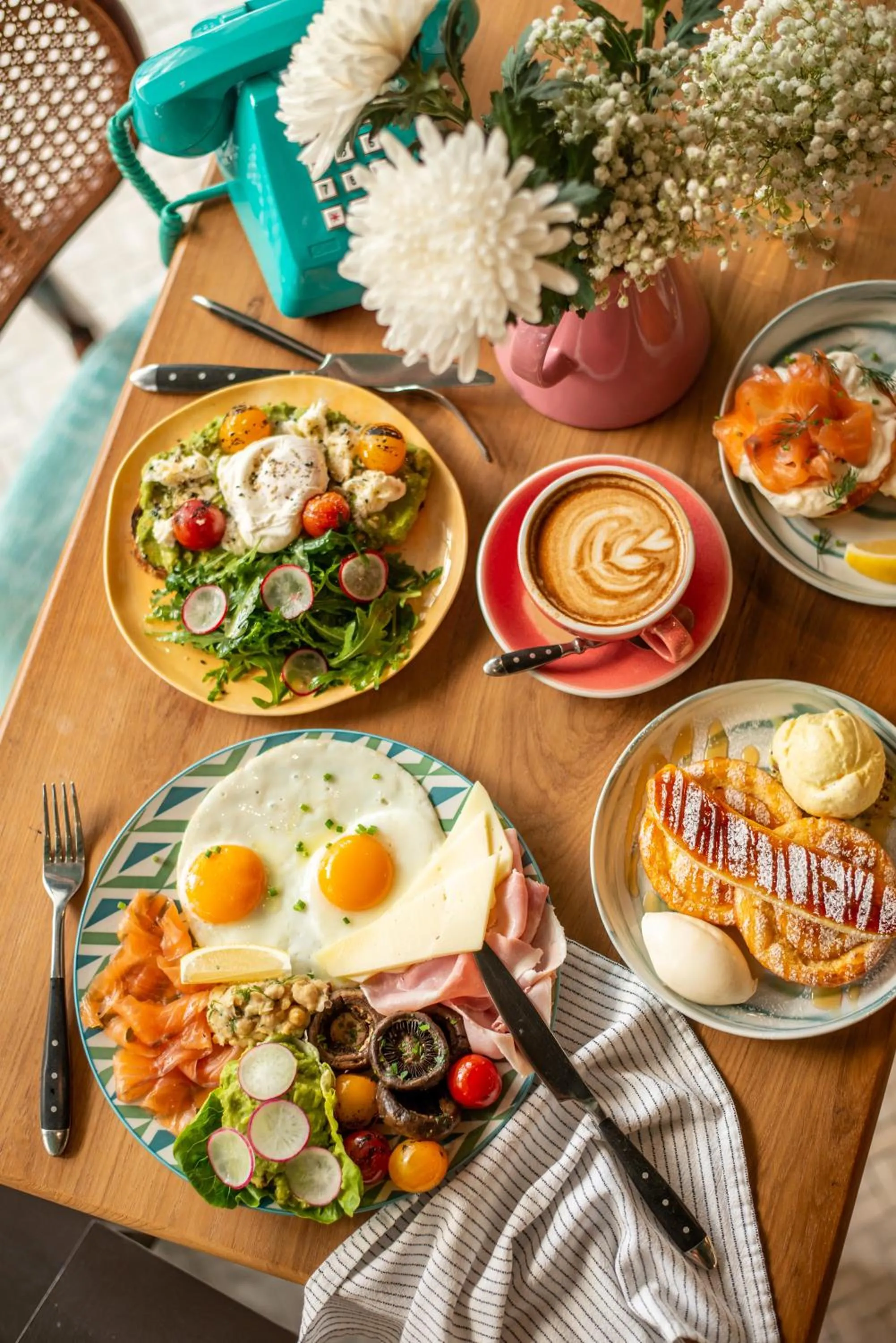 Restaurant/places to eat in Uno Express