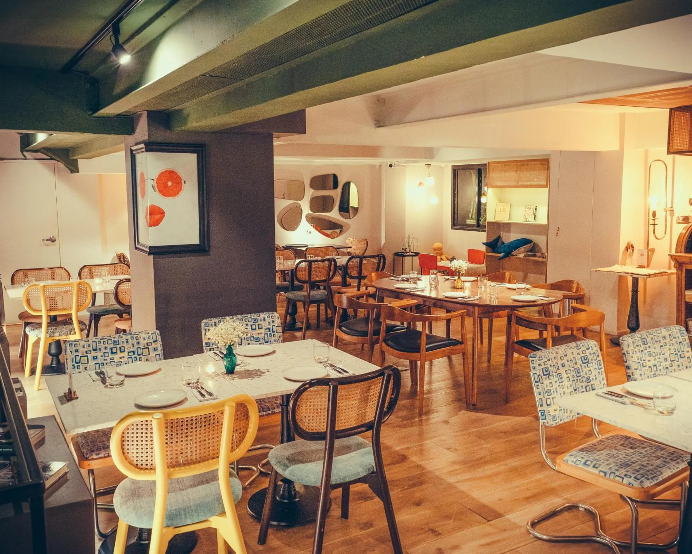 Restaurant/places to eat in Uno Express