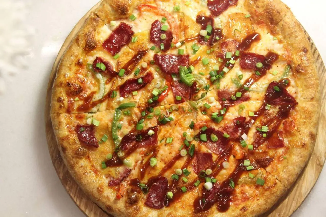 Restaurant/places to eat in Raavah Aparthotel