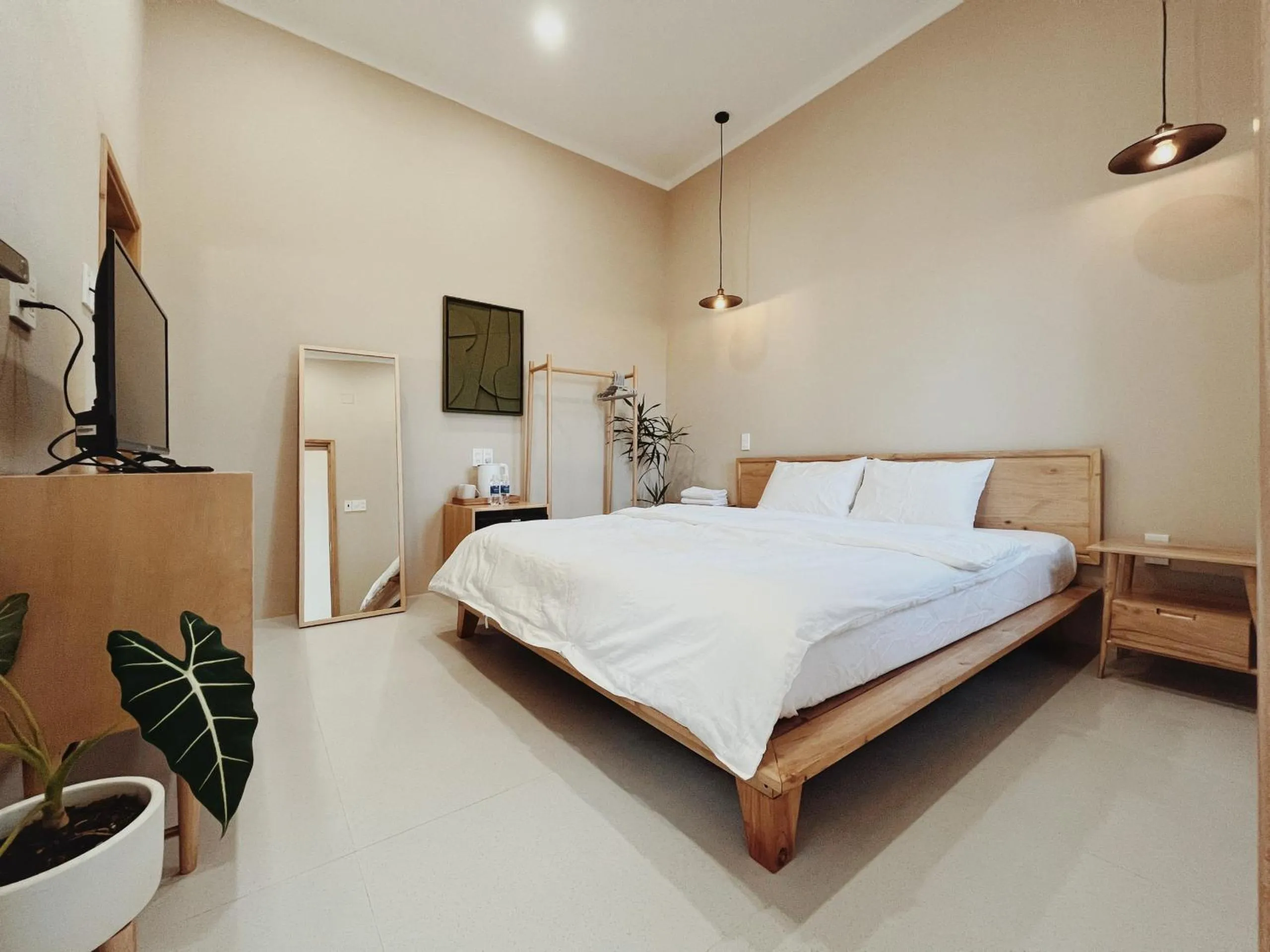 Bed in XOM House Biển Hồ