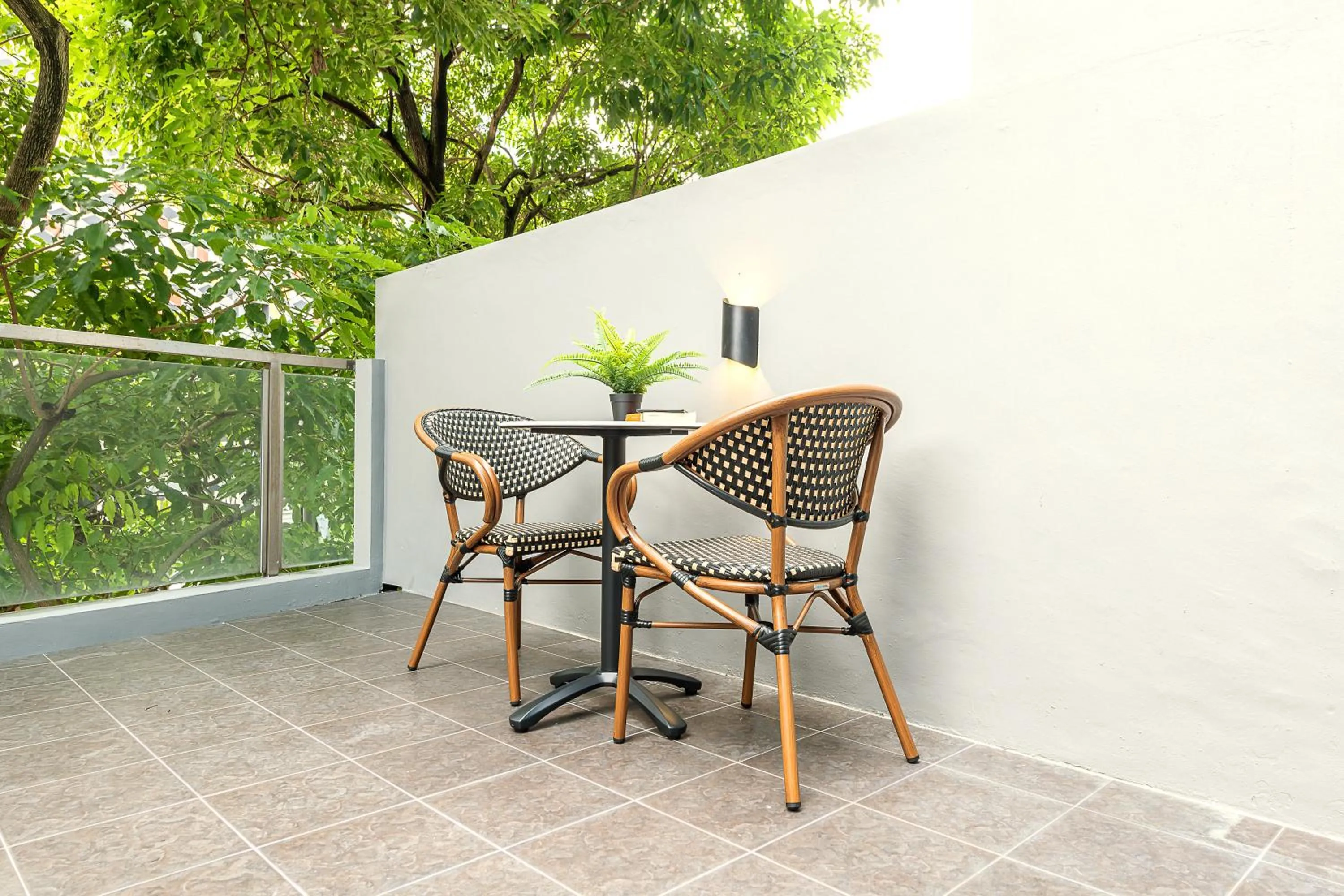 Balcony/Terrace in Owen House by Habyt