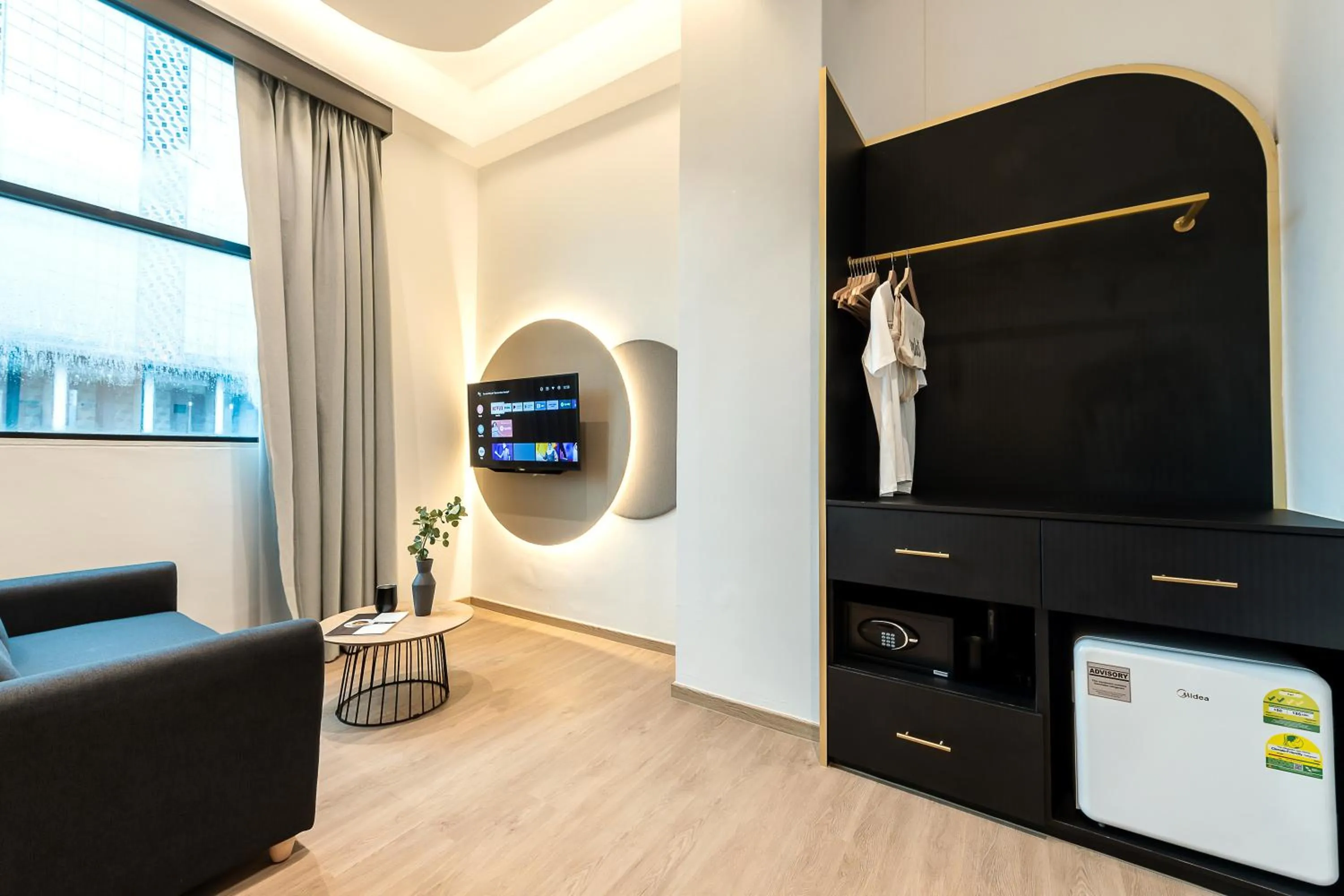 Seating area in Owen House by Habyt