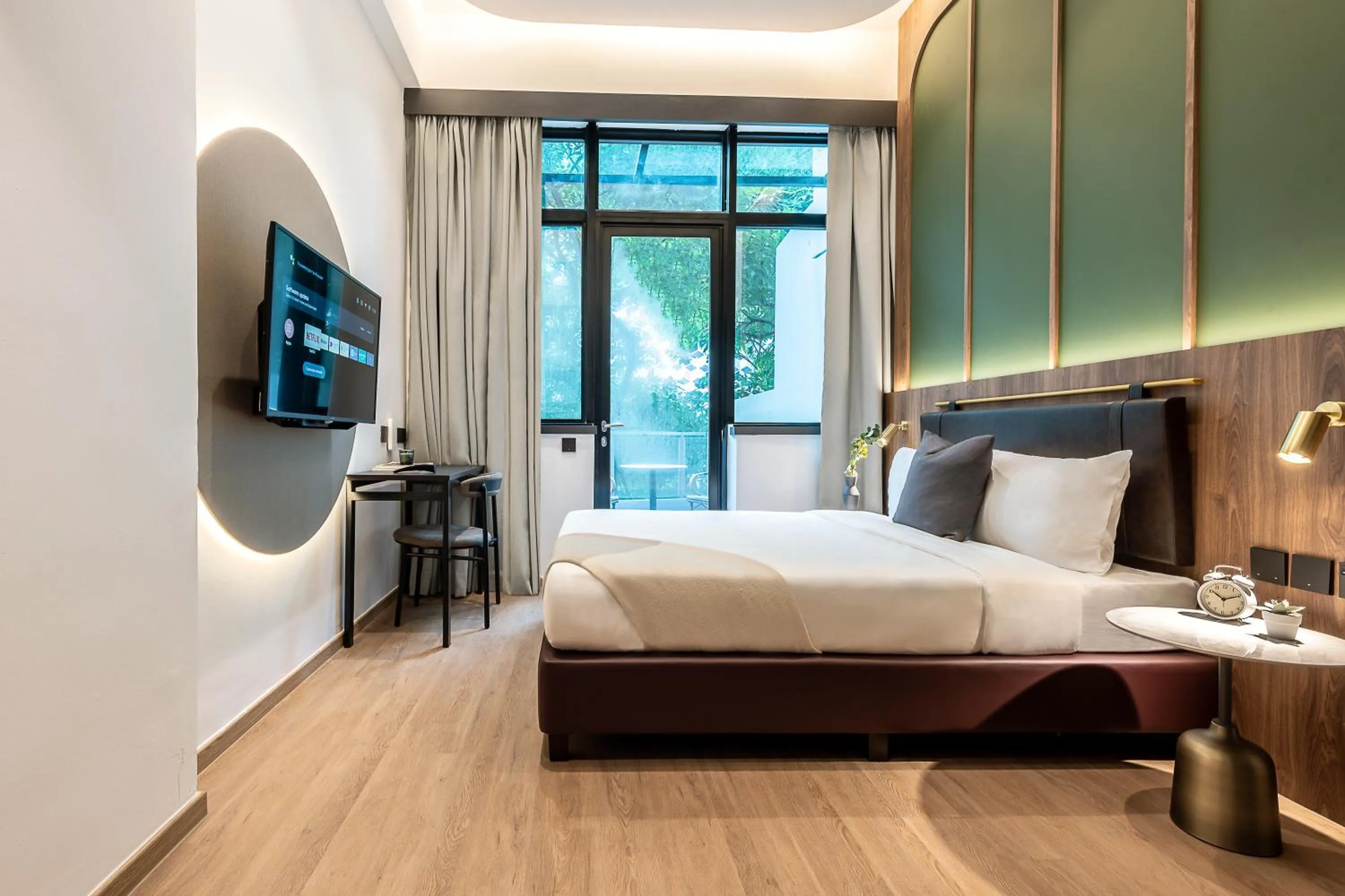 Photo of the whole room, Bed in Owen House by Habyt