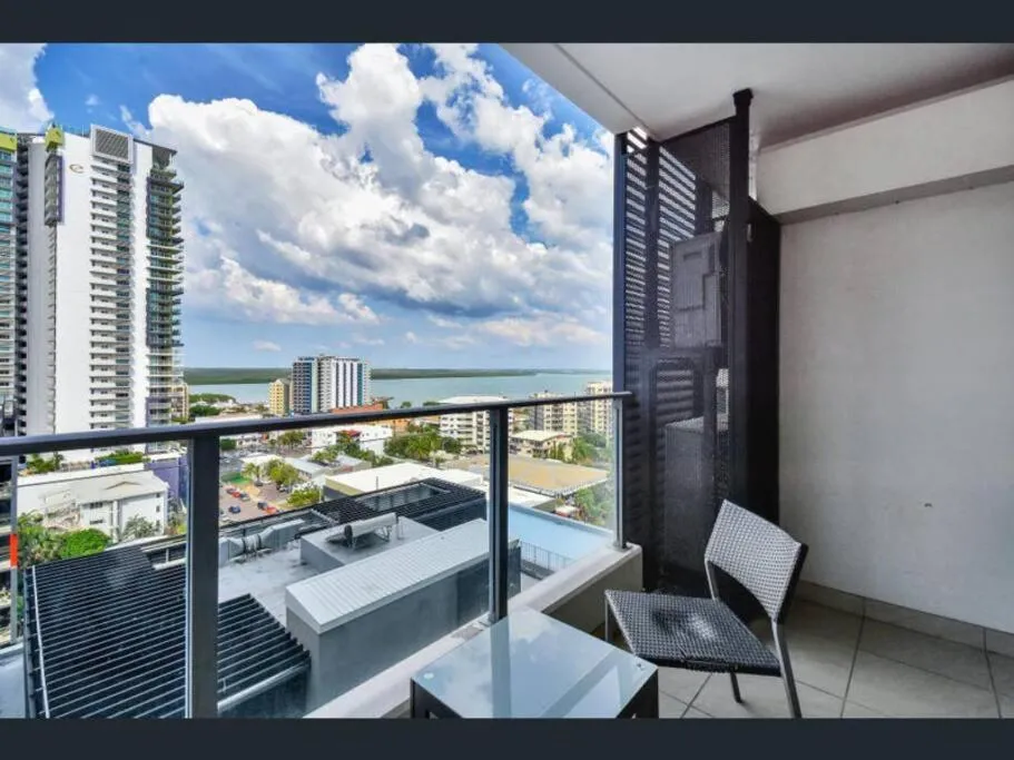 Pandanas Apt 3 (Darwin CBD, Harbour views)