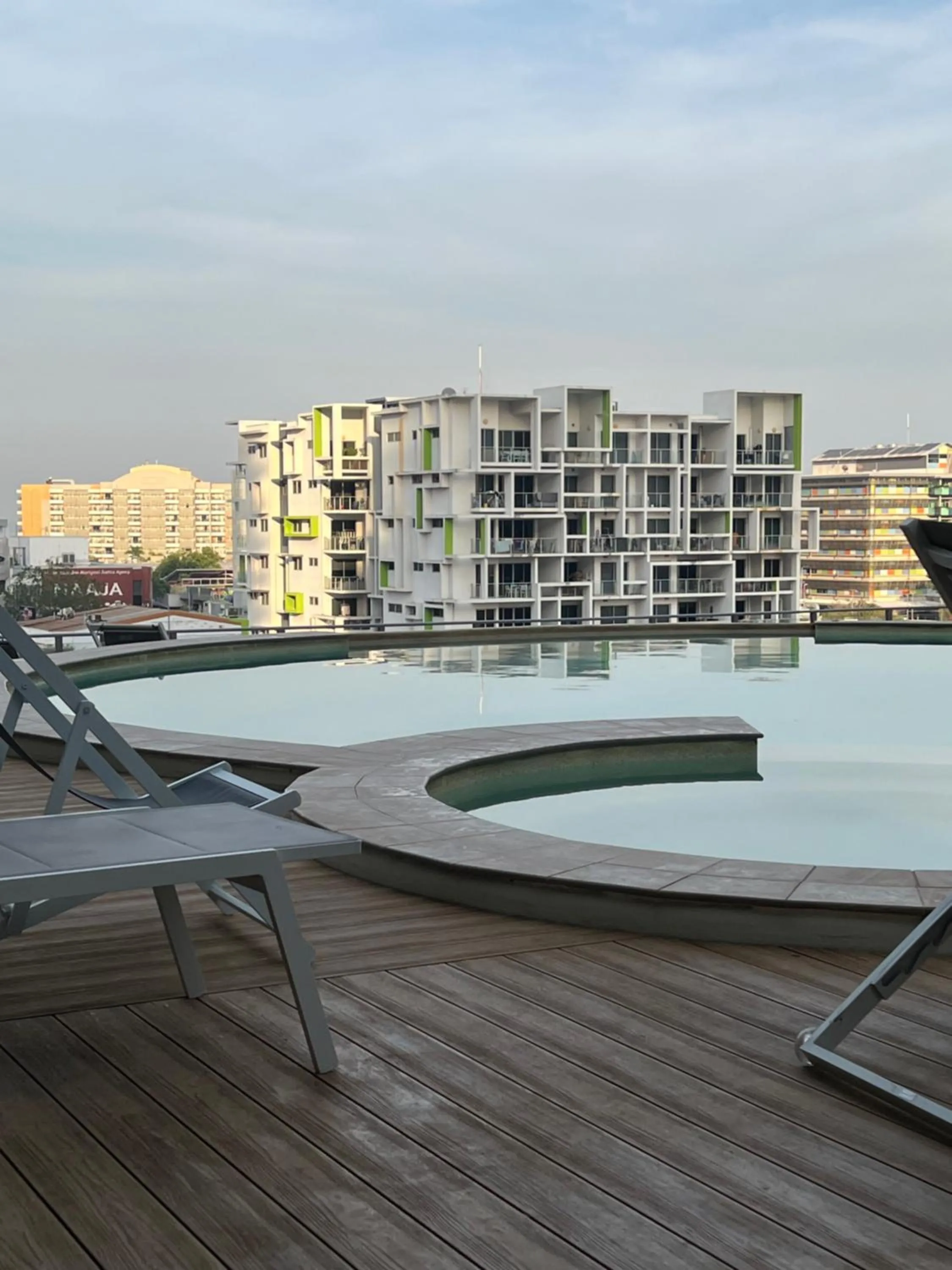 Swimming pool in Pandanas Apt 3 (Darwin CBD, Harbour views)