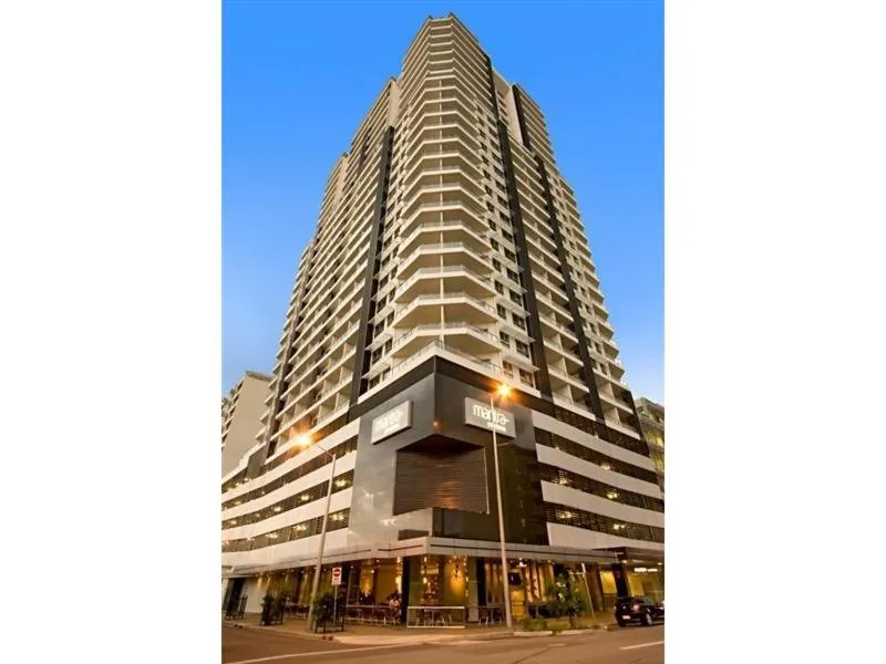 Property building in Pandanas Apt 3 (Darwin CBD, Harbour views)
