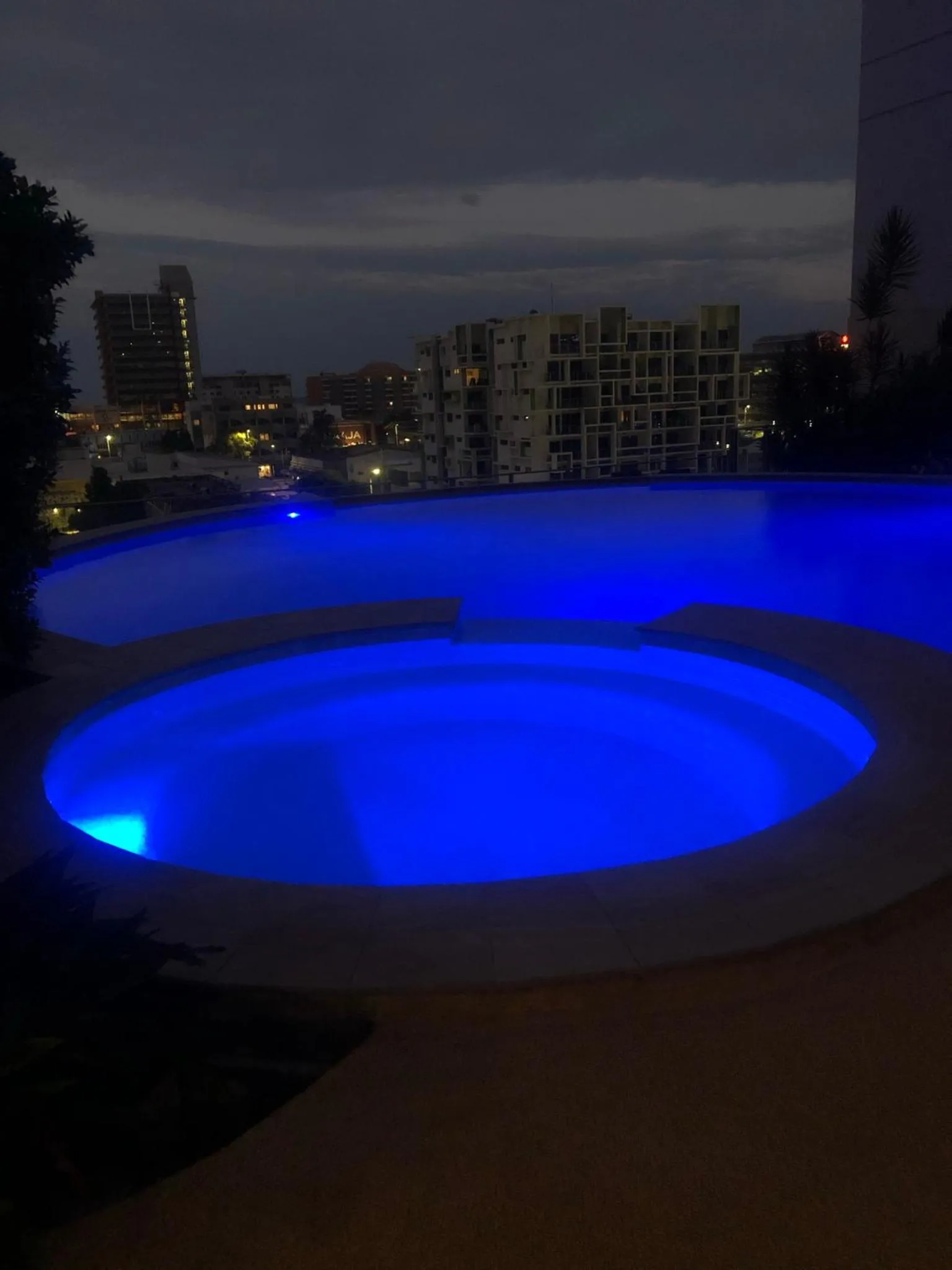 Swimming pool in Pandanas Apt 3 (Darwin CBD, Harbour views)