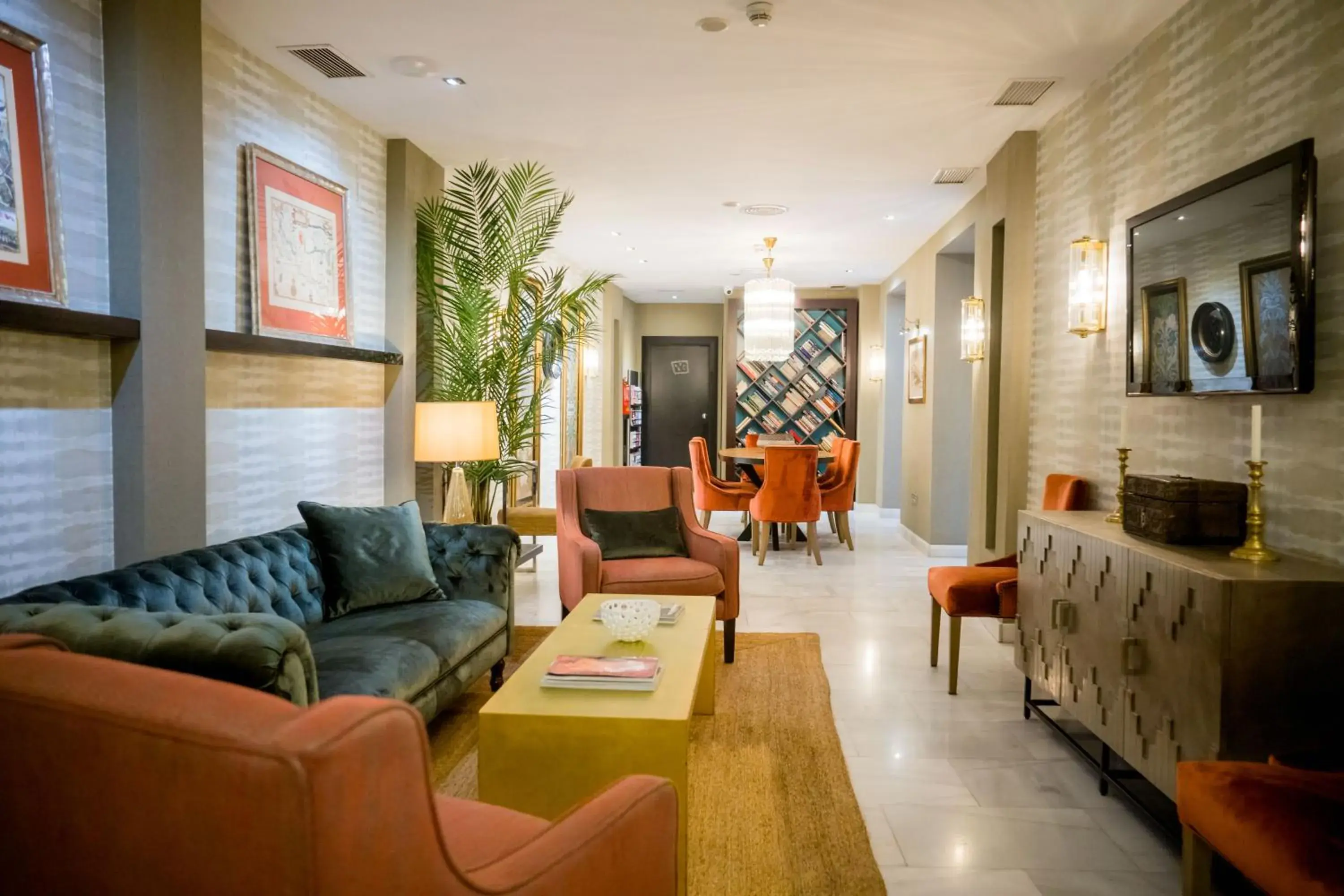 Lobby or reception in Hotel Meninas - Boutique Opera Lobby or reception in Hotel Meninas - Boutique Opera