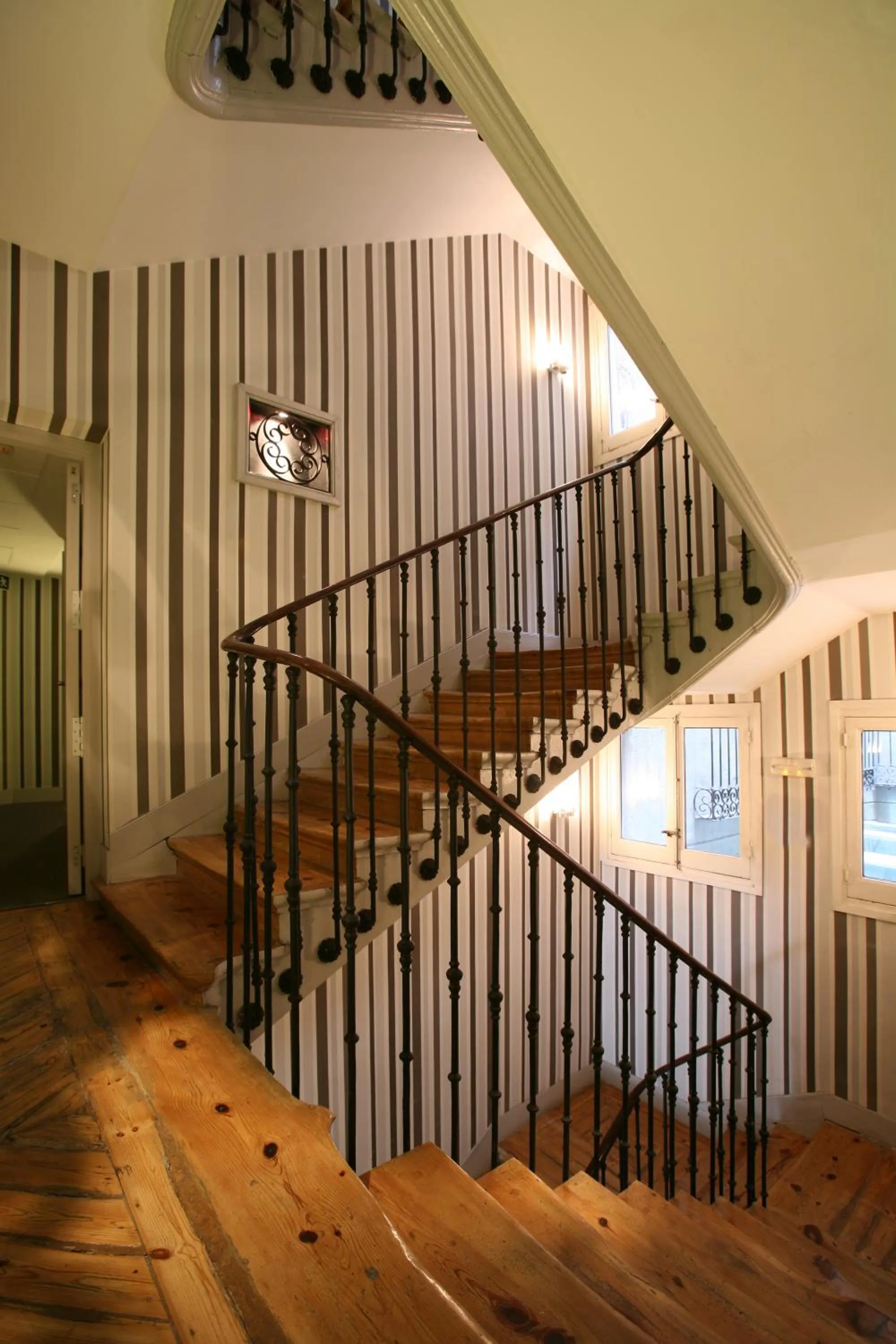 Facade/entrance in Hotel Meninas - Boutique Opera