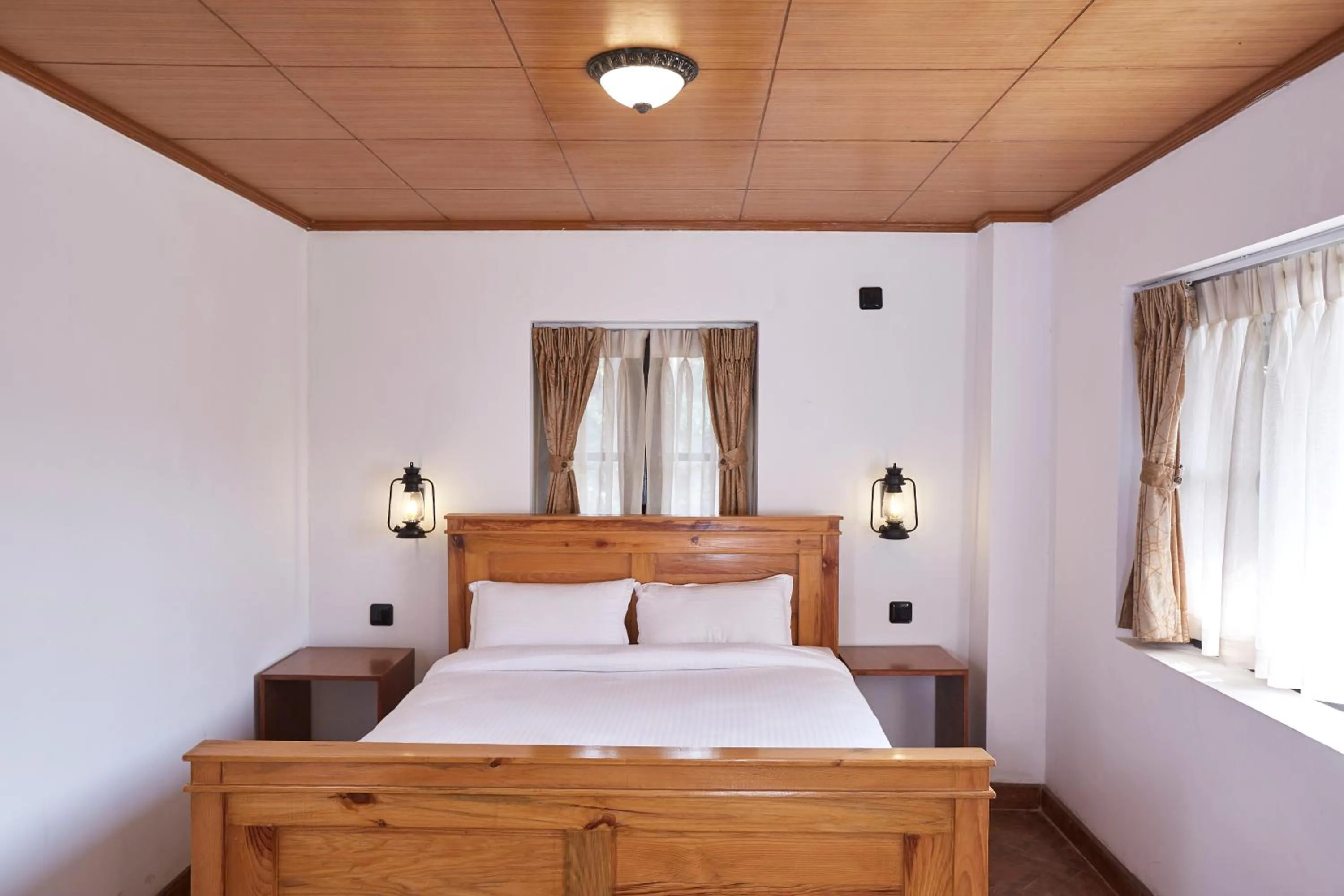 Bedroom in Bandipur Bliss - Villa - Hotel - Cottage