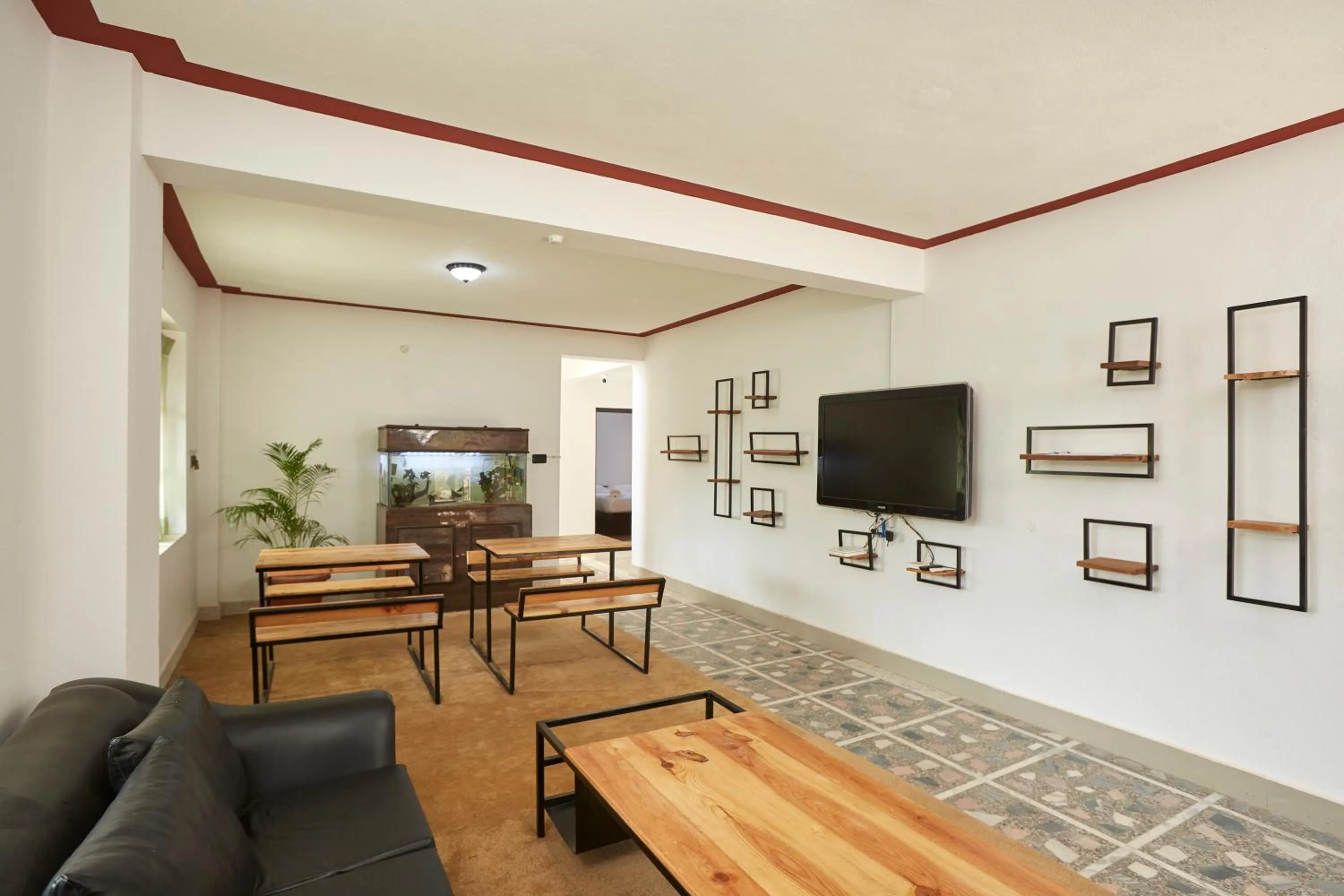 Communal lounge/ TV room in Bandipur Bliss - Villa - Hotel - Cottage