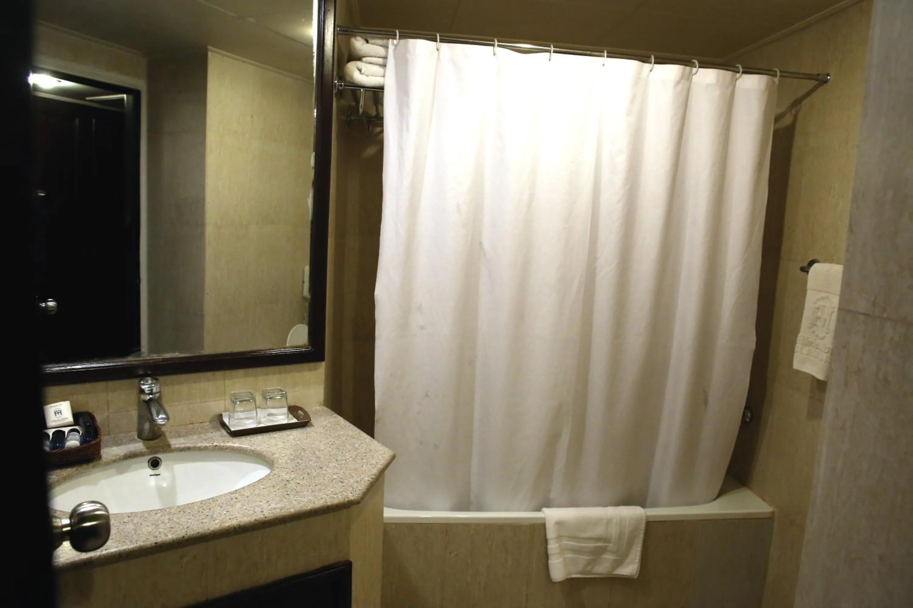 Shower in Hotel Hillview Islamabad