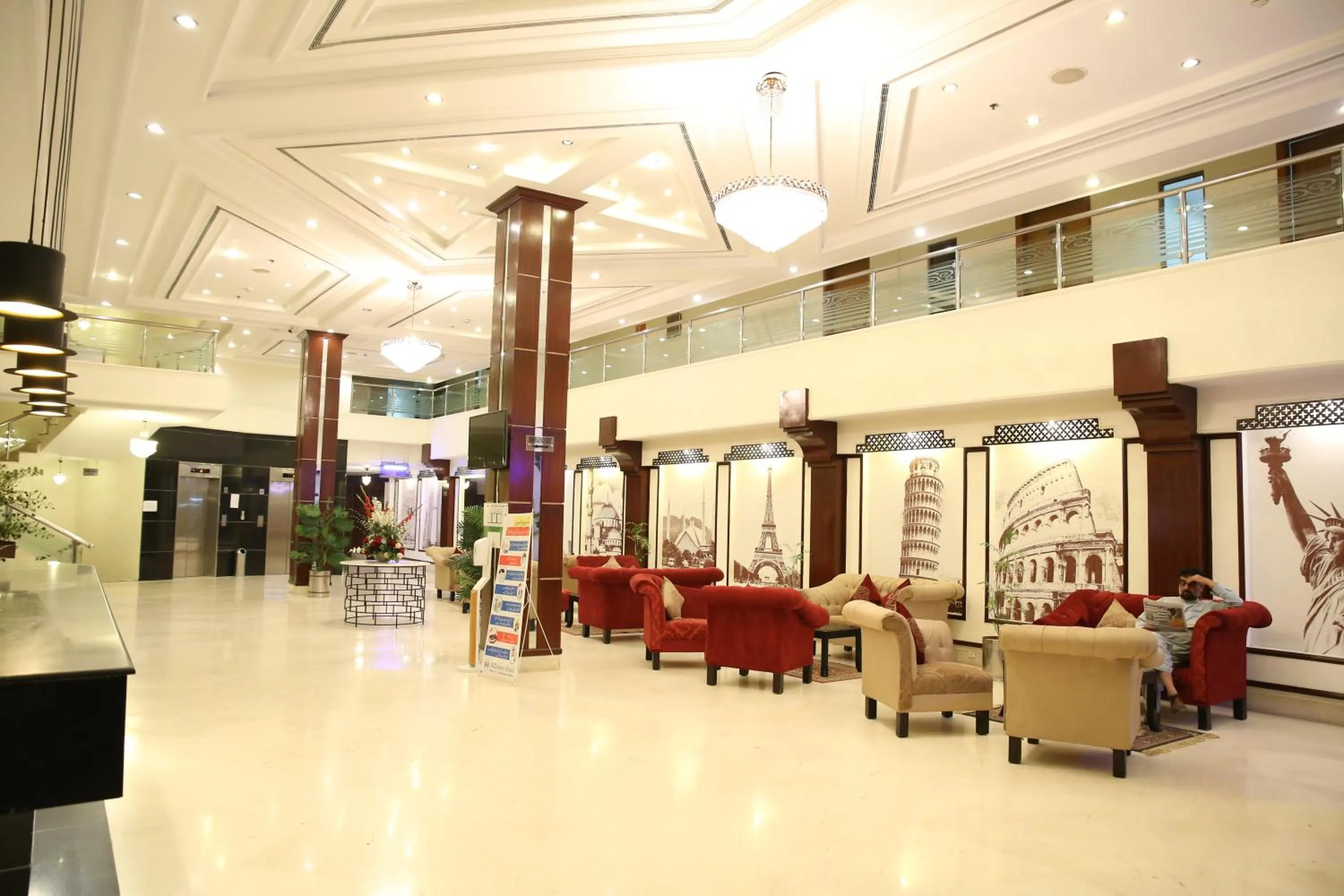 Lobby or reception in Hotel Hillview Islamabad