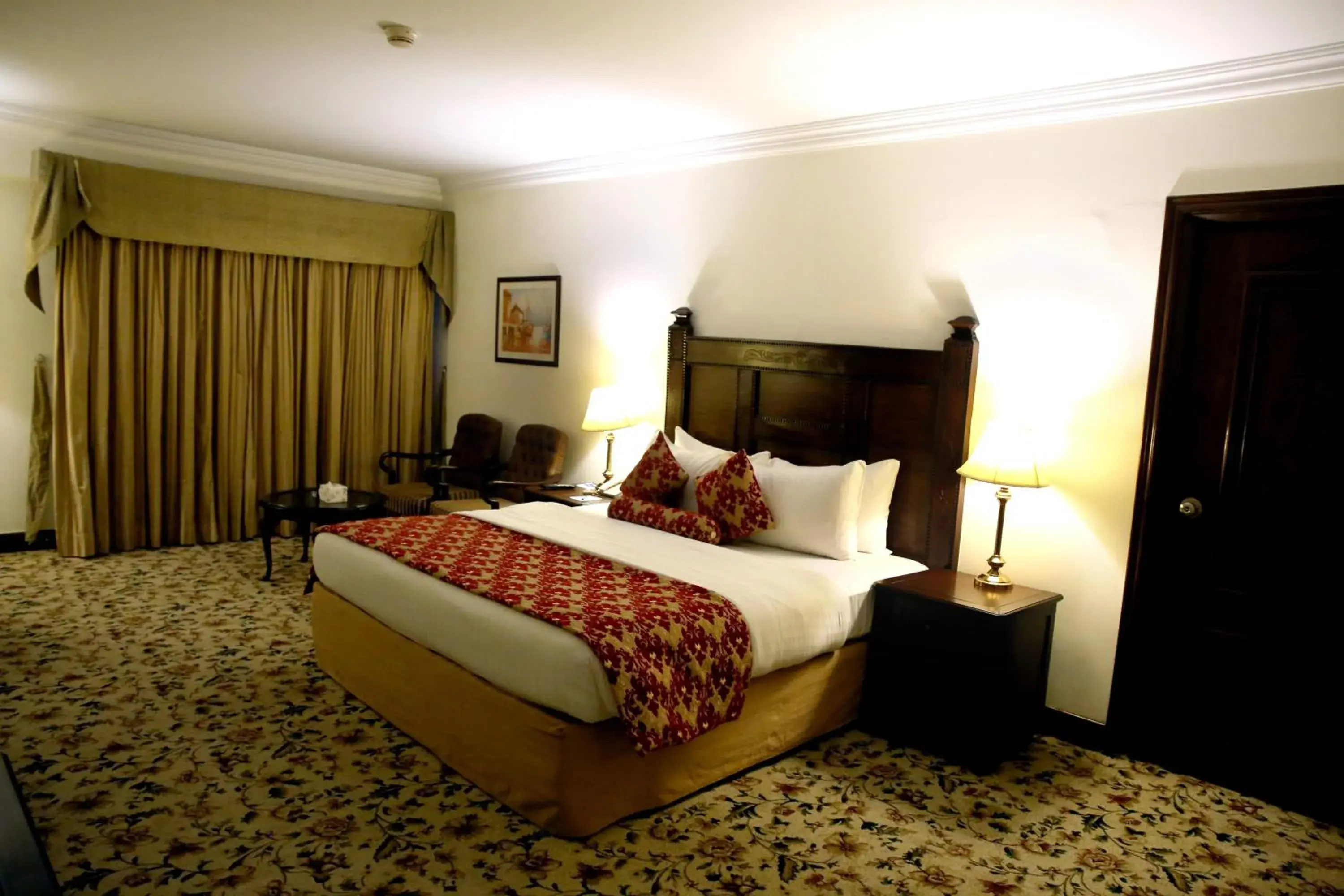 Property building, Bed in Hotel Hillview Islamabad Property building, Bed in Hotel Hillview Islamabad