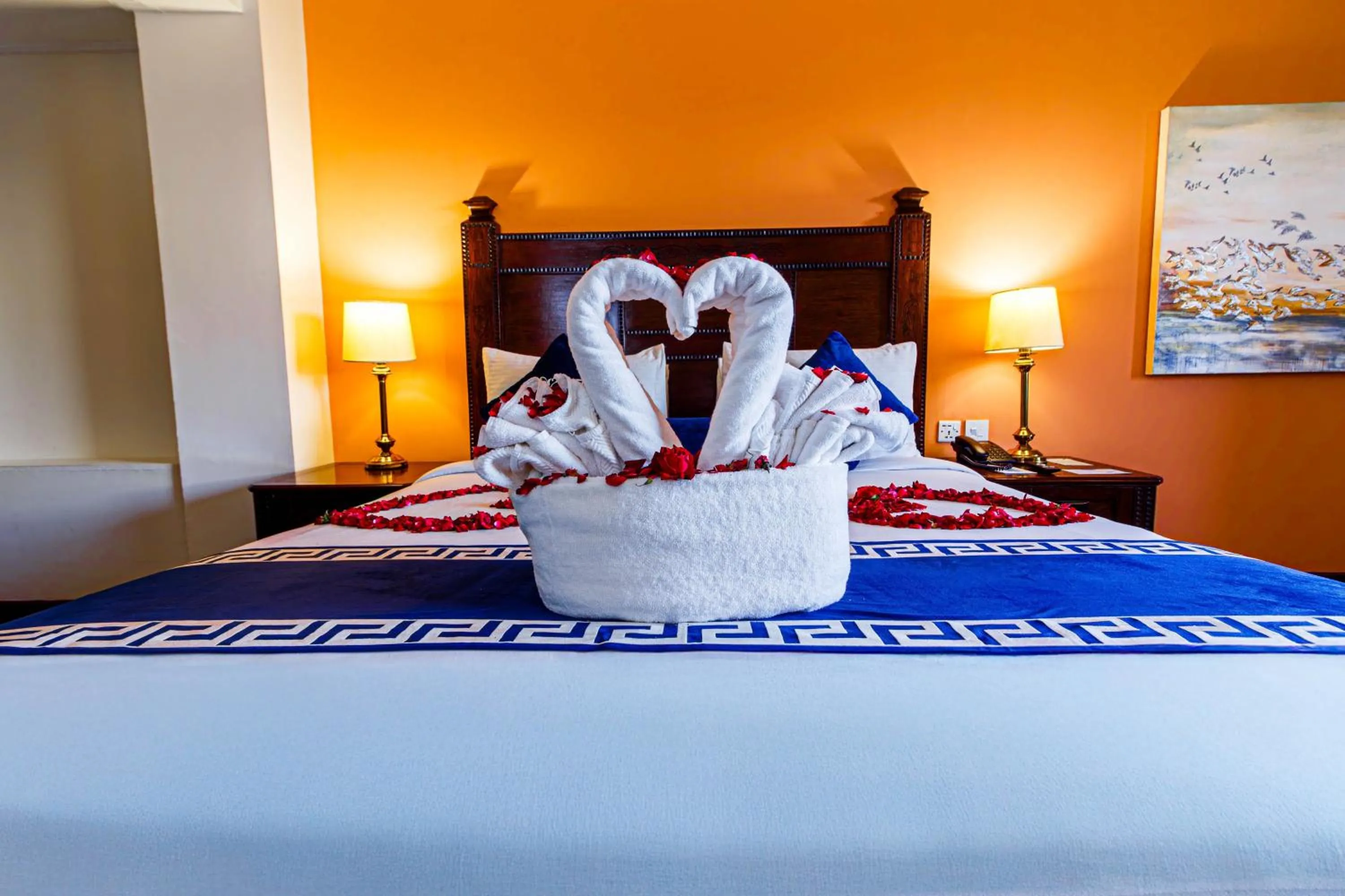 Bed in Hotel Hillview Islamabad