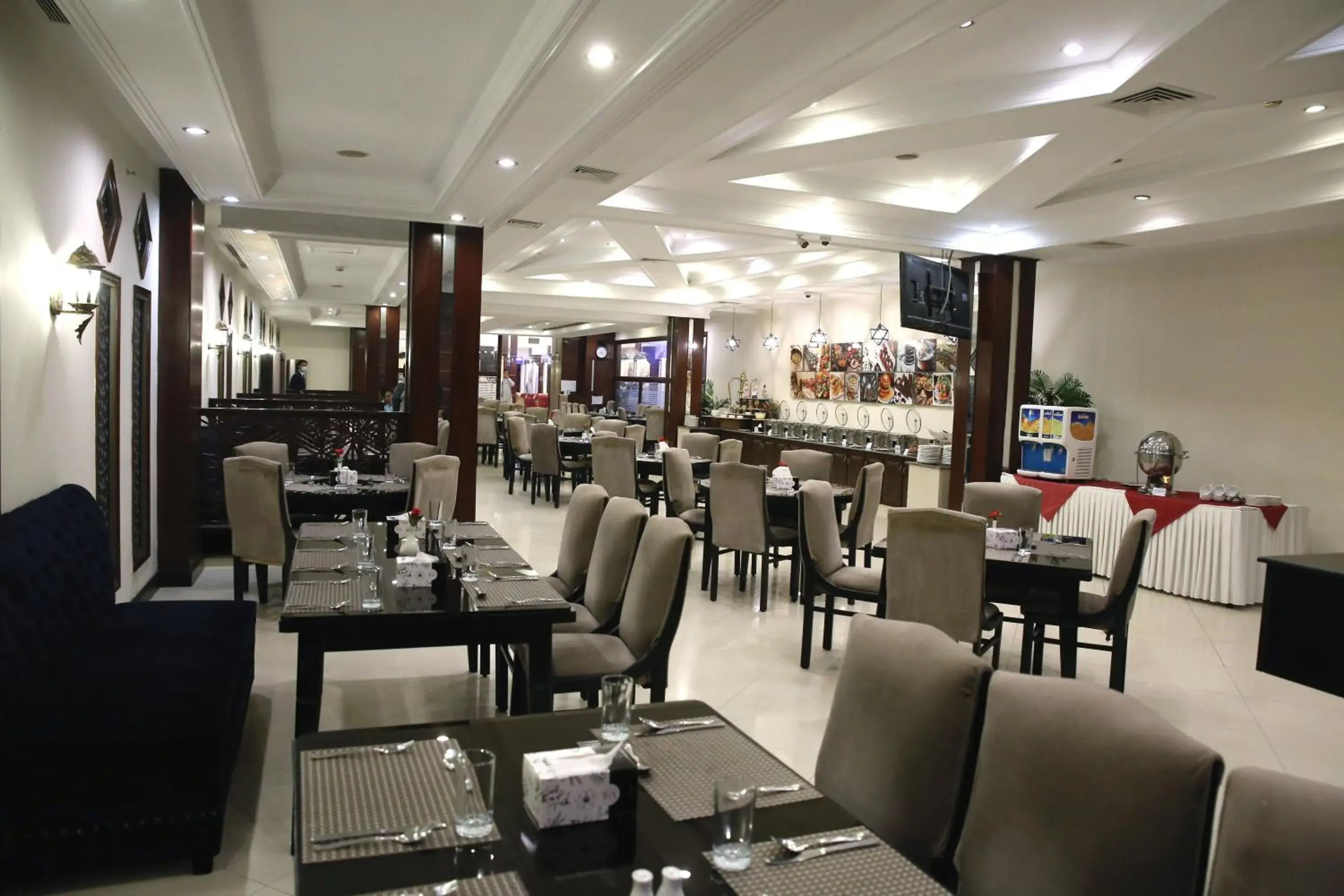 Restaurant/places to eat in Hotel Hillview Islamabad Restaurant/places to eat in Hotel Hillview Islamabad