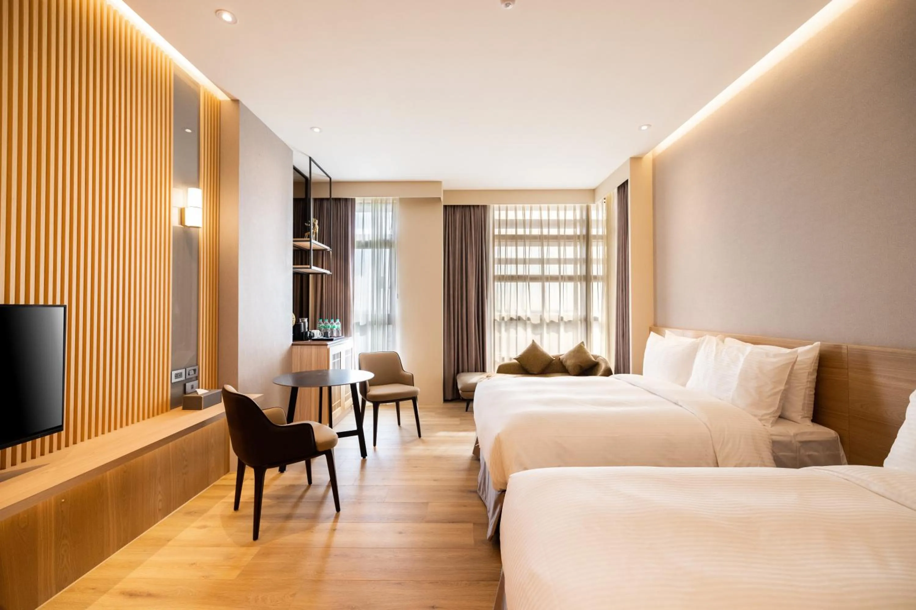 Photo of the whole room, Bed in Euphoria Hotel Lukang