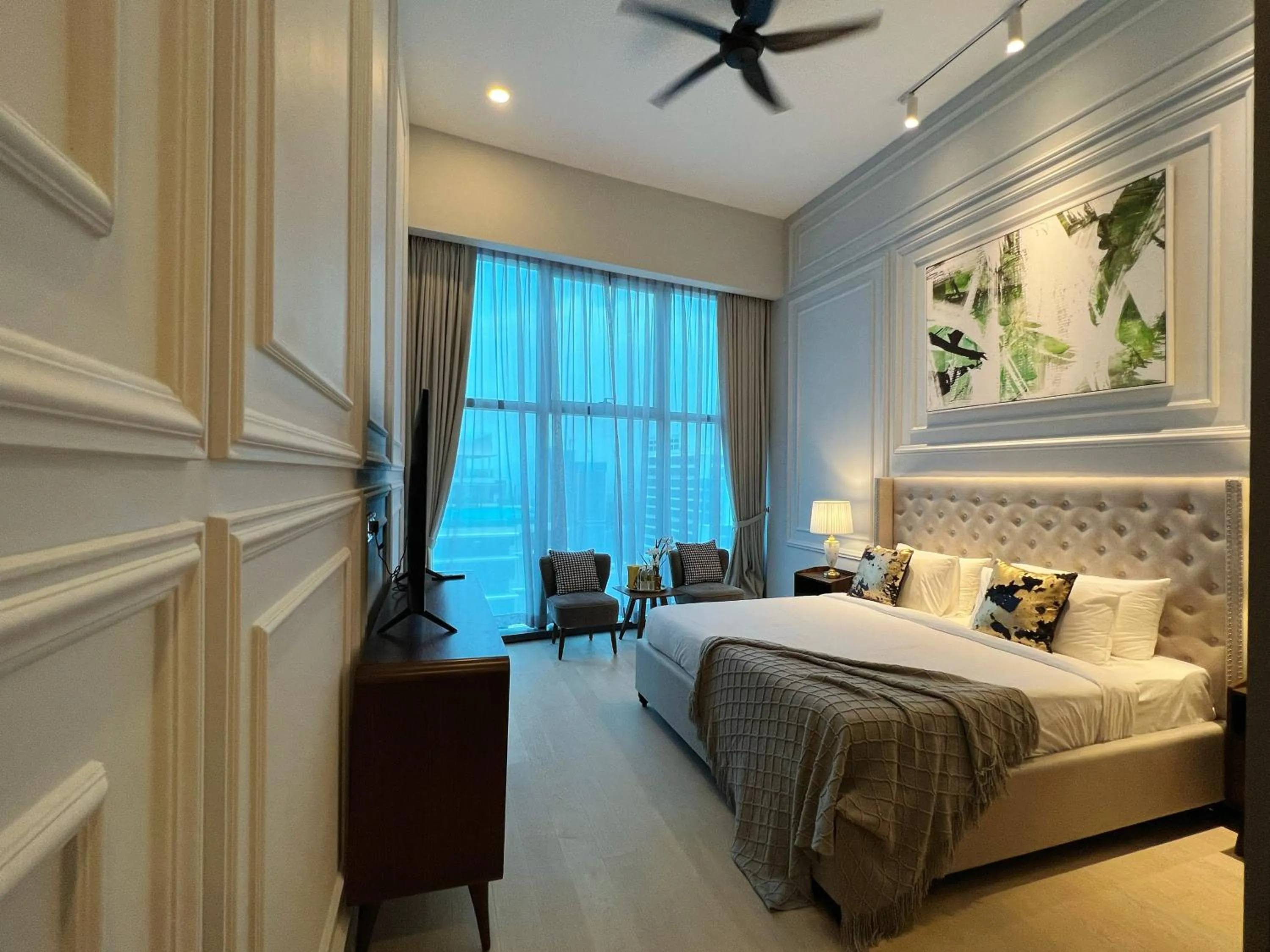 Bed in Eaton Residences KLCC by WSD
