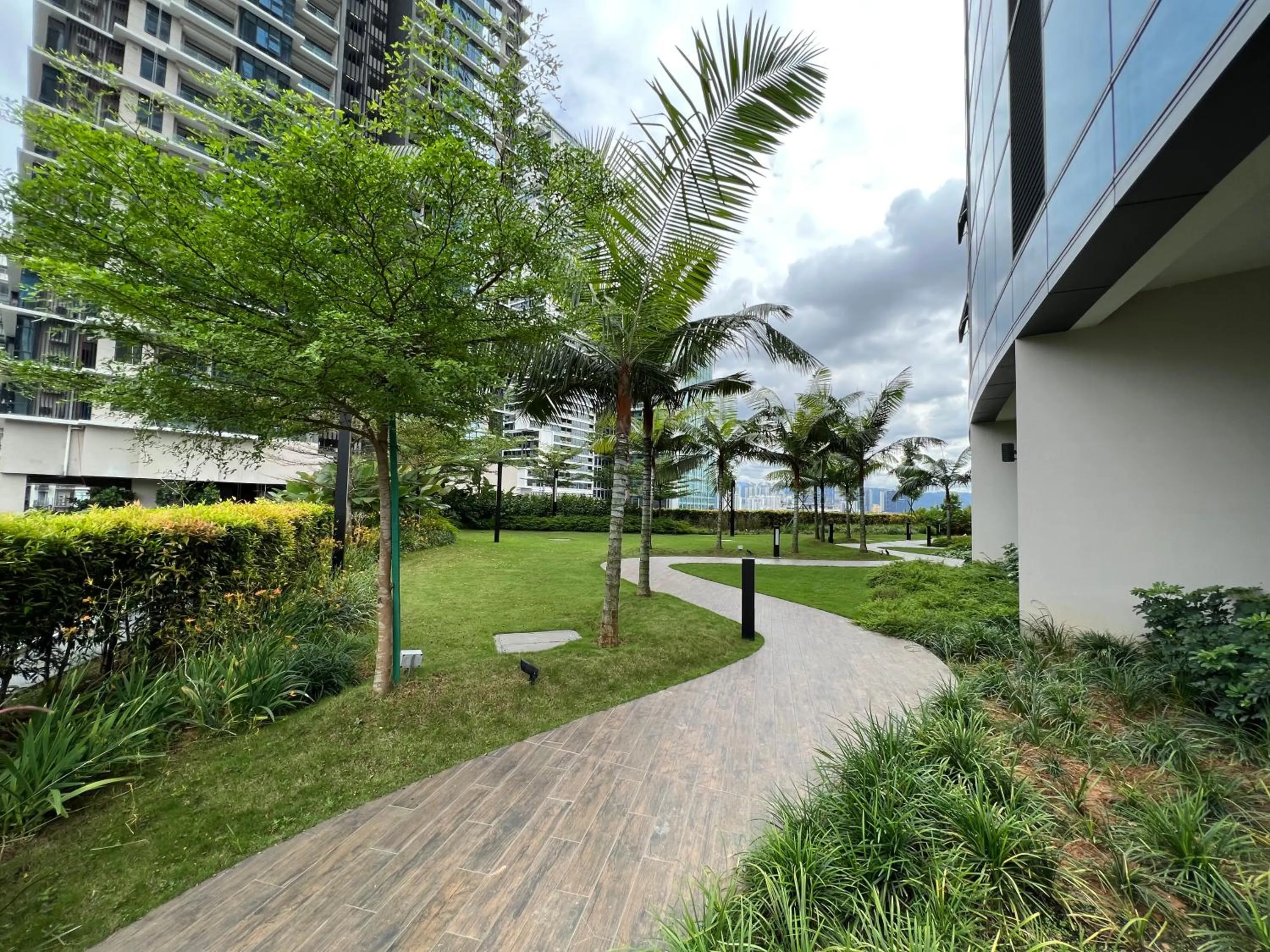 Day in Eaton Residences KLCC by WSD