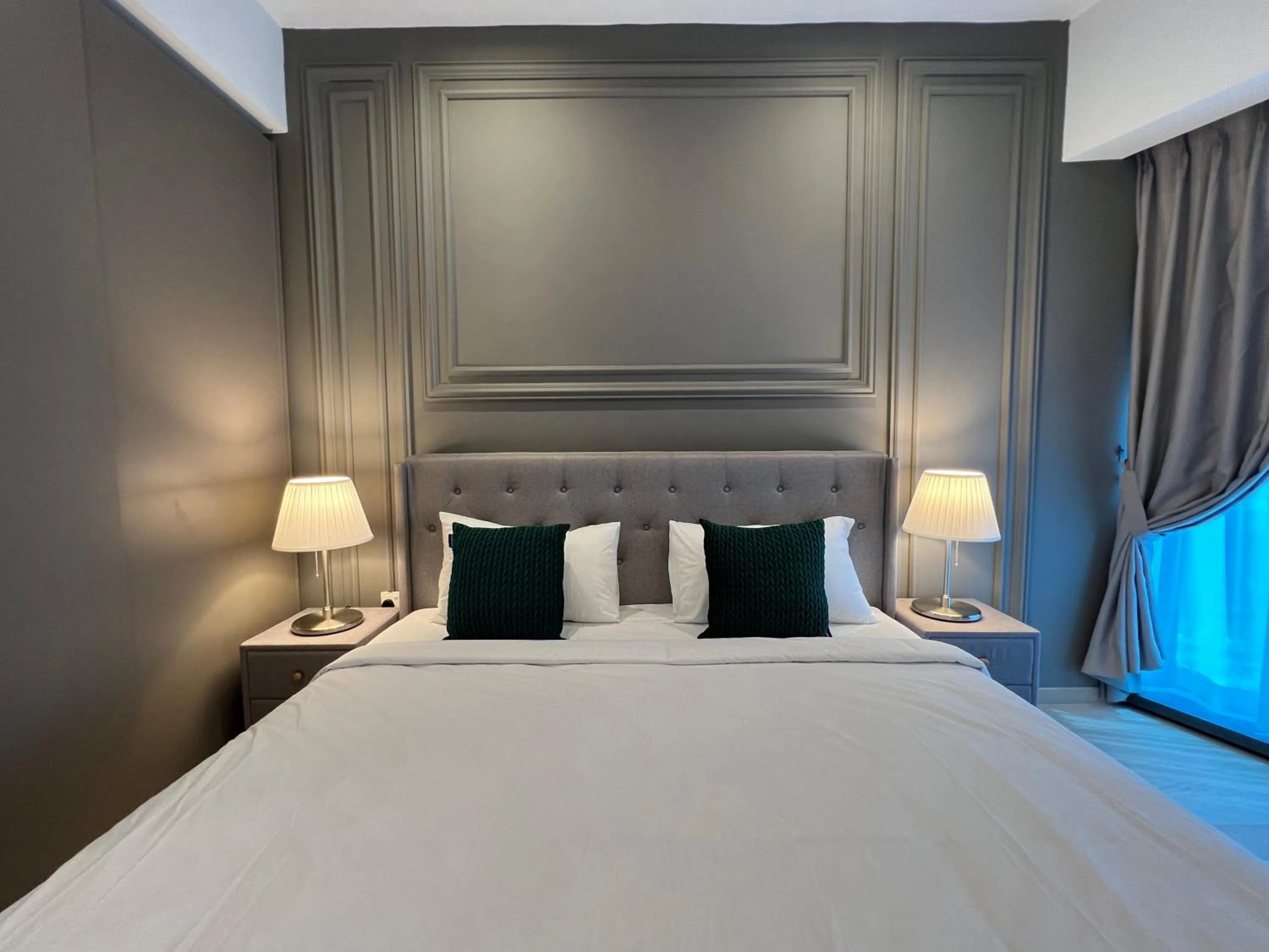 Bed in Eaton Residences KLCC by WSD