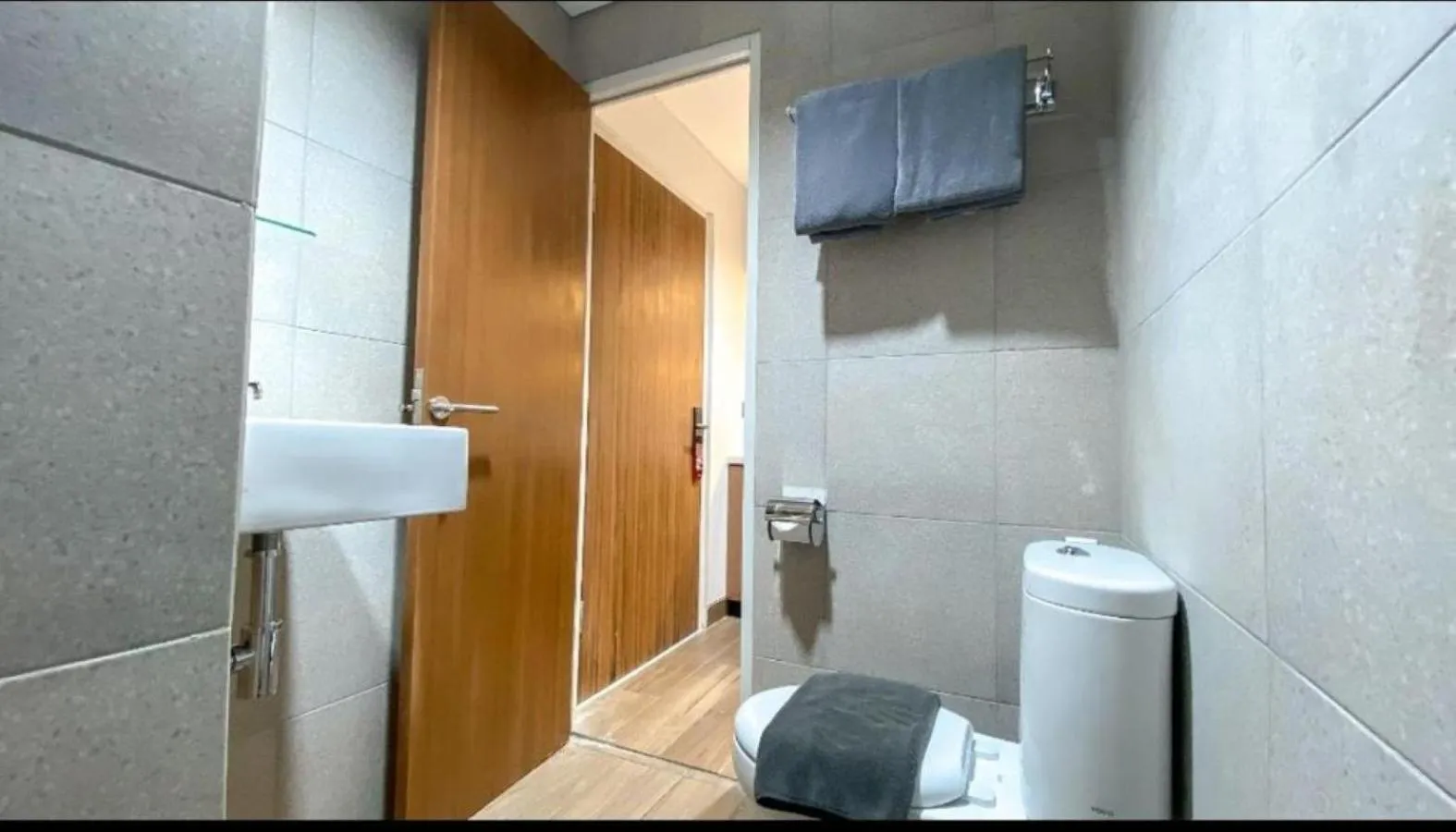 One Living At Menara One