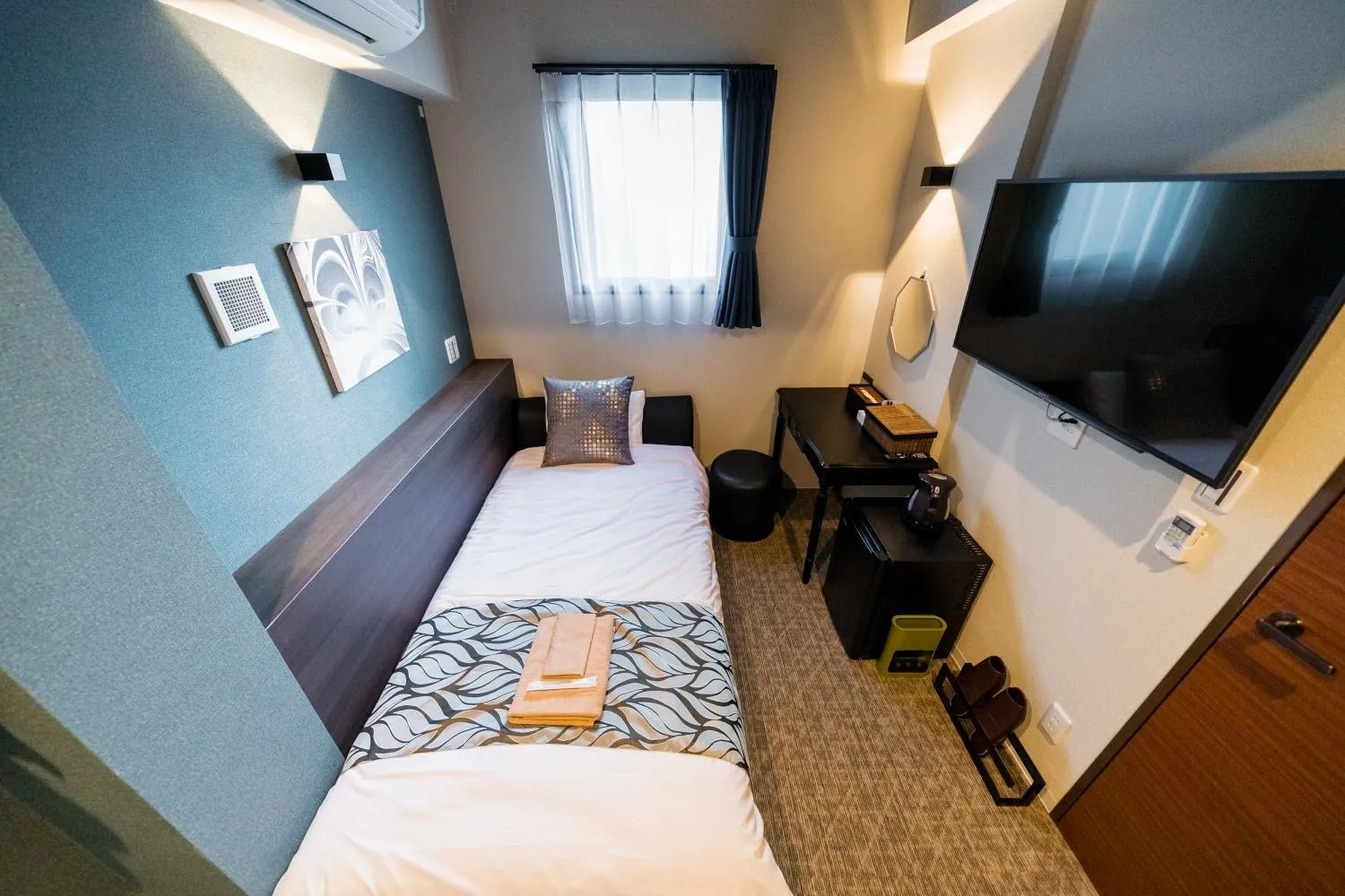 Bed in UCHI Asakusabashi