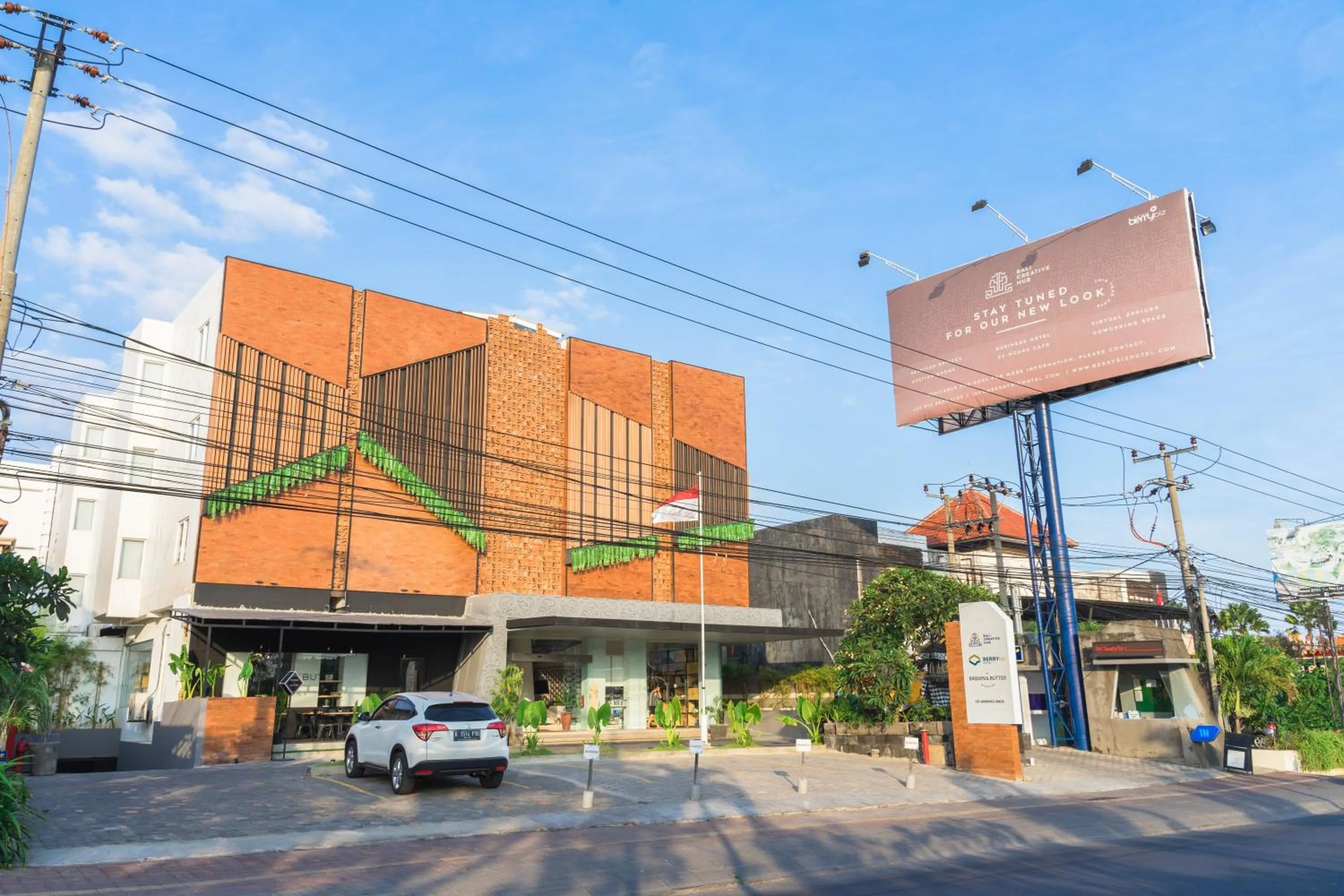 Berry Biz Hotel Sunset Road