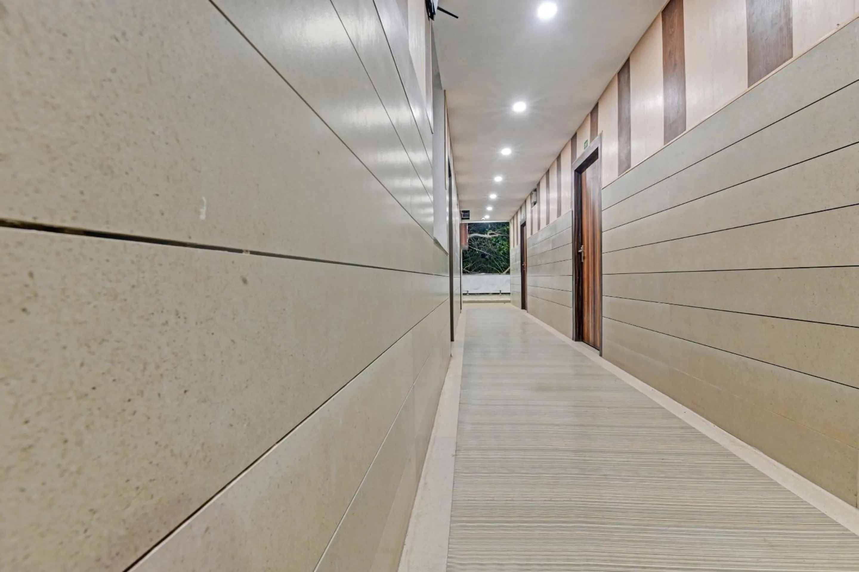 Other in Collection O Mohan Paradise