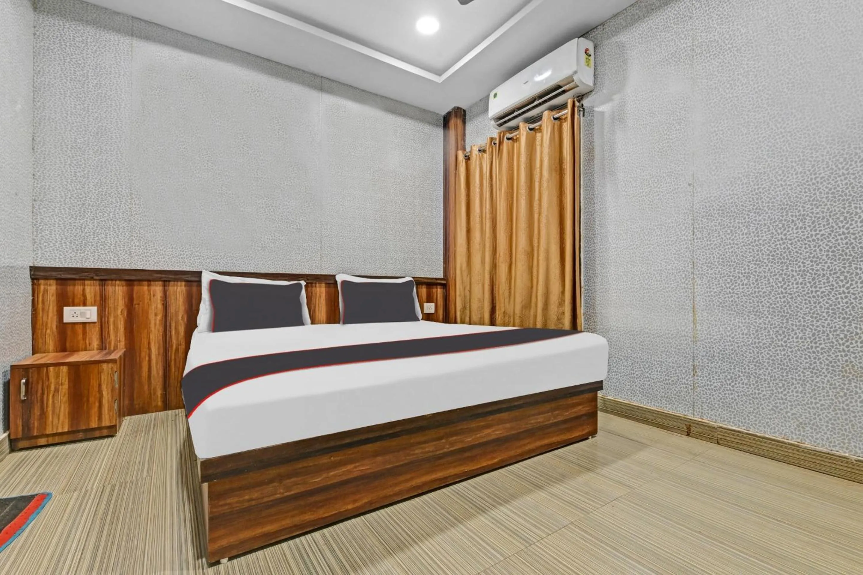 Bedroom, Bed in Collection O Mohan Paradise