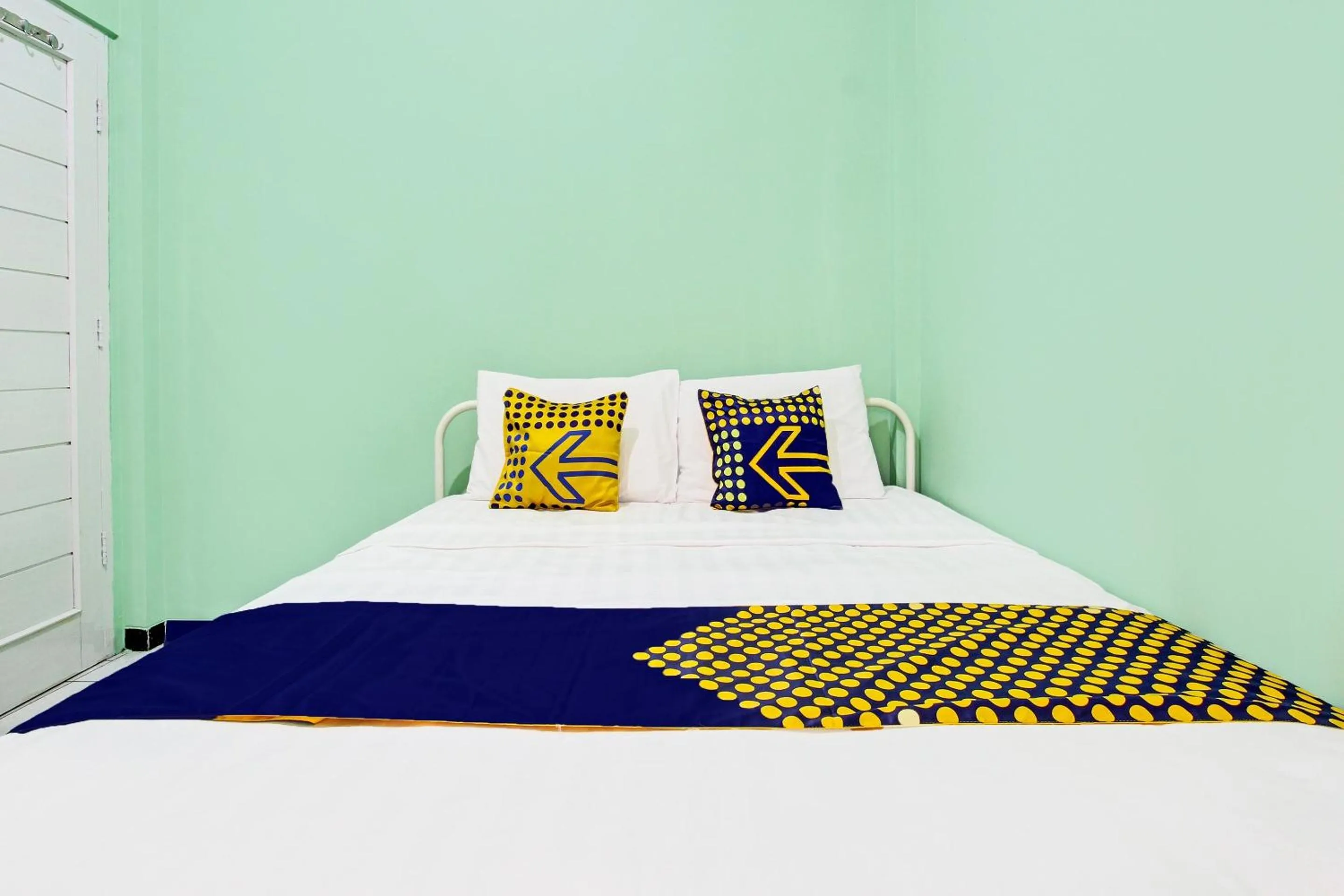 Bedroom, Bed in Hotel O Homestay Grand Mahkota Permai Syariah