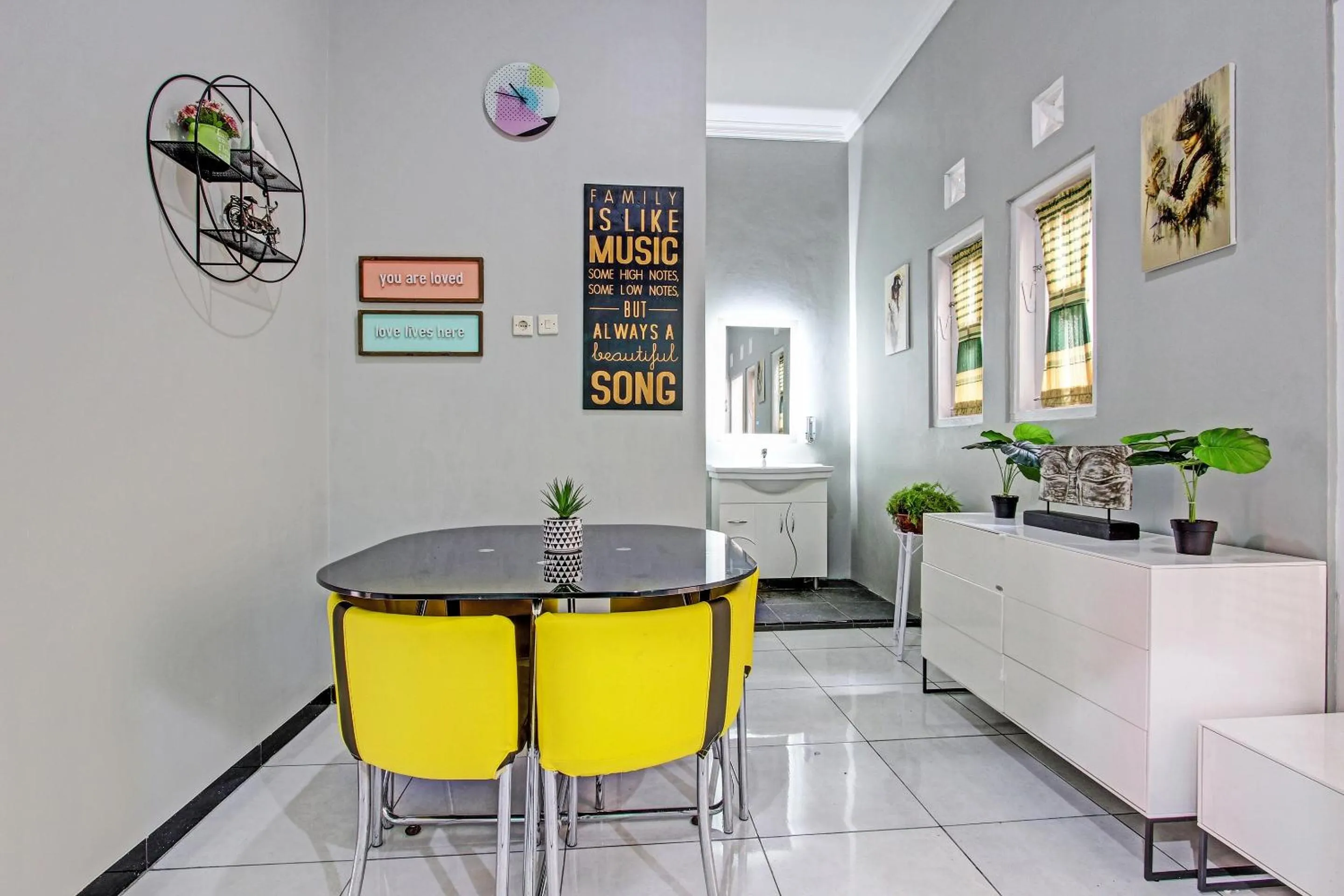 Lobby or reception in Hotel O Homestay Grand Mahkota Permai Syariah