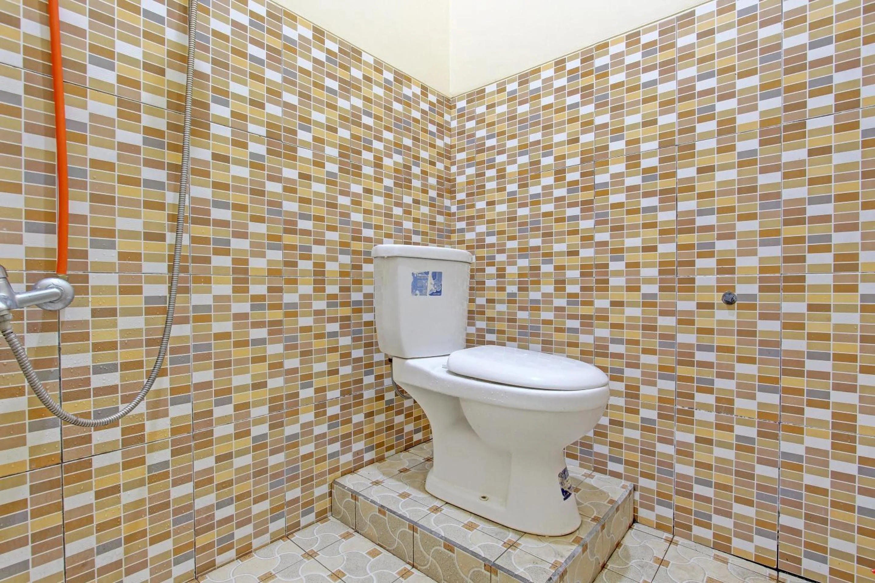 Bathroom in Hotel O Homestay Grand Mahkota Permai Syariah