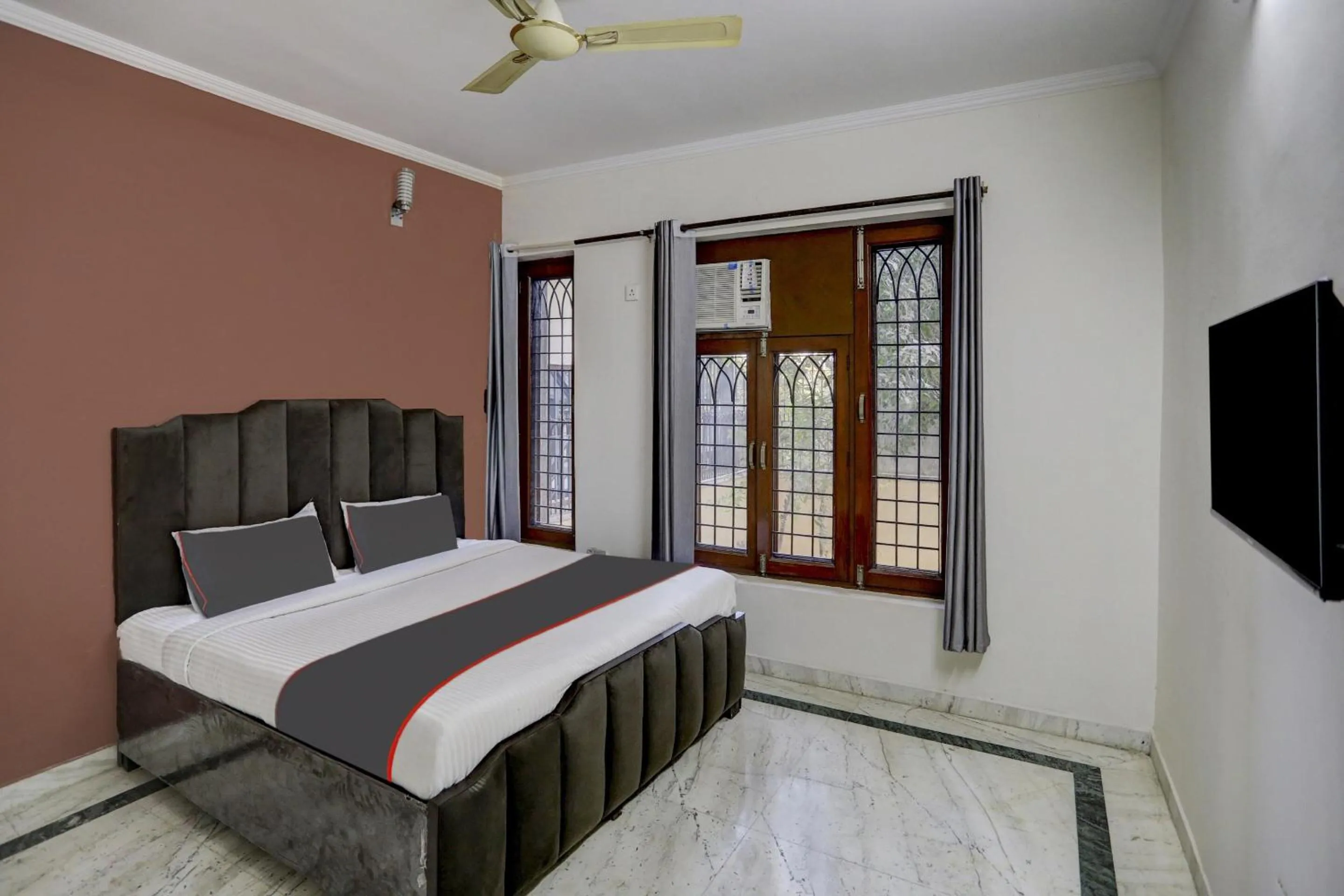 Bedroom, Bed in Hotel O Uk House Residency