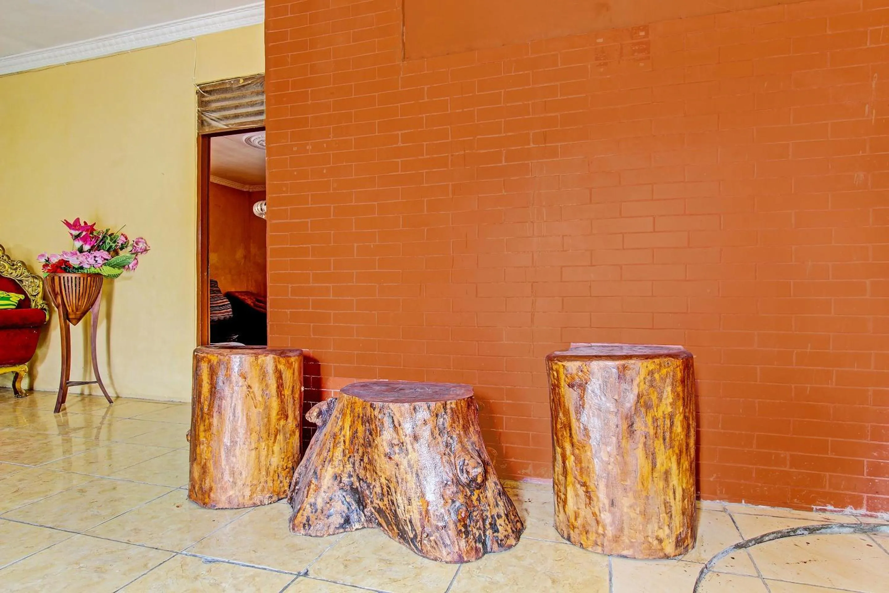 Lobby or reception in Hotel O Homestay Akbar Aufa Syariah