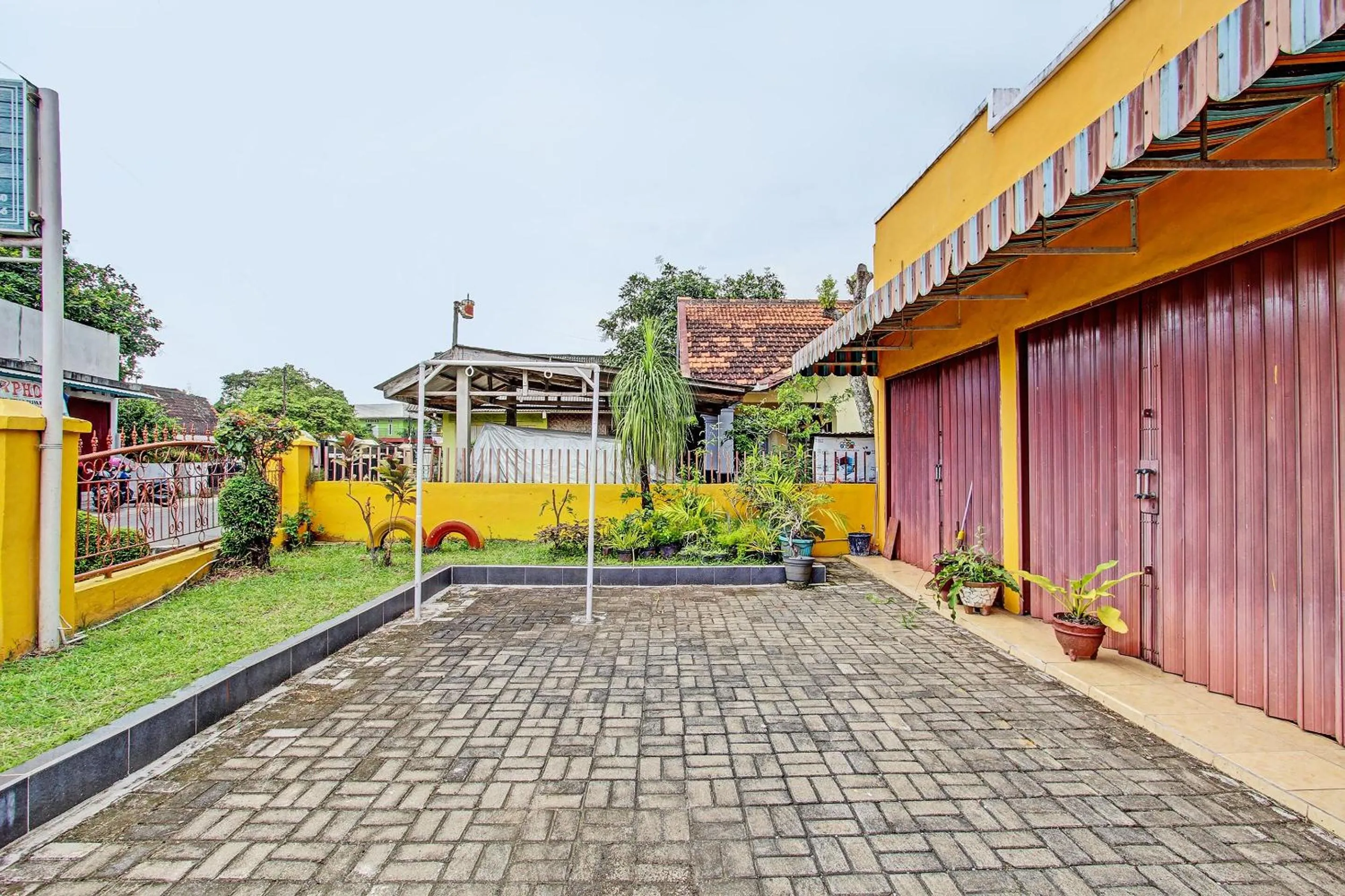 Lobby or reception in Hotel O Homestay Akbar Aufa Syariah