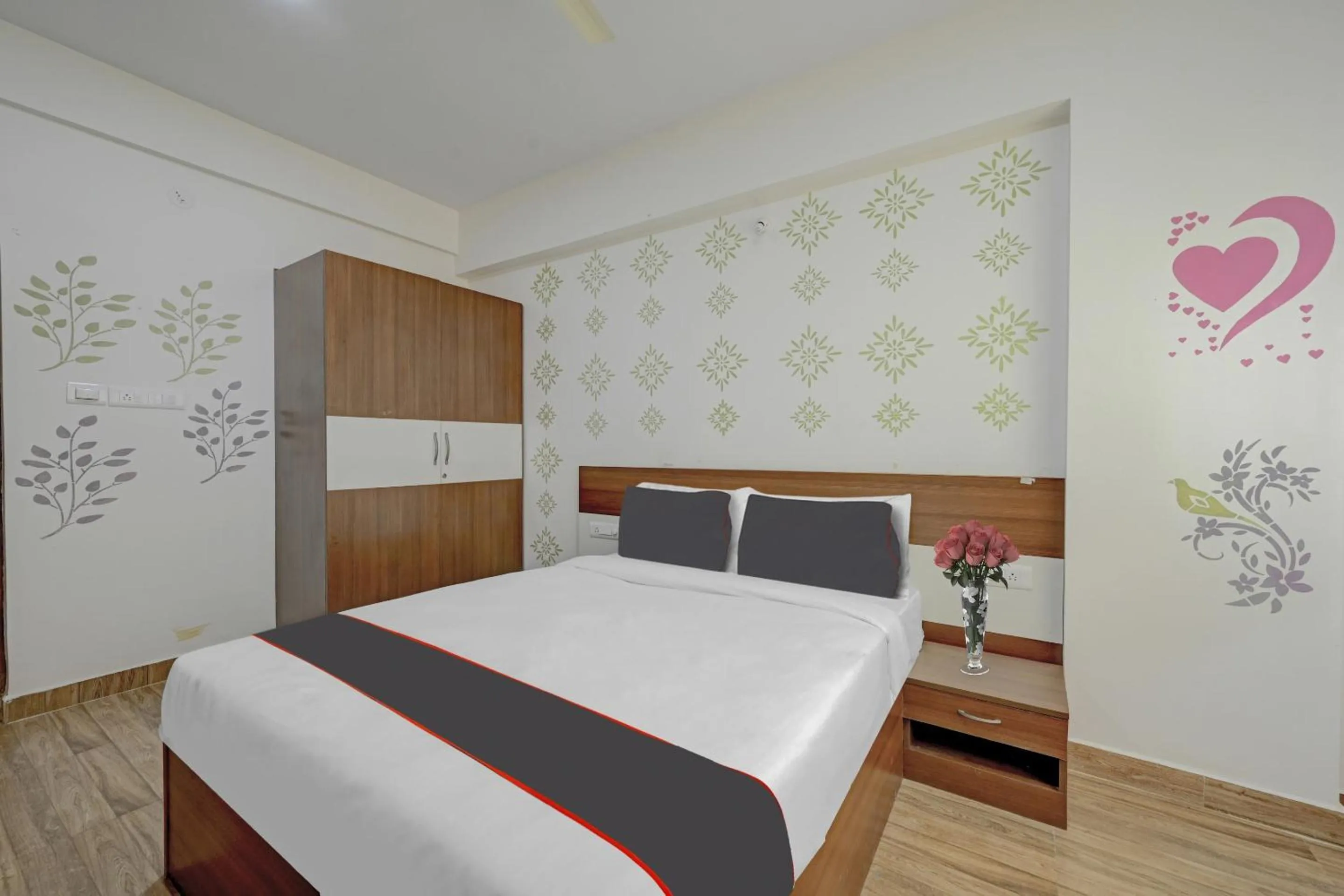 Bedroom, Bed in Super Capital O Prince Venue